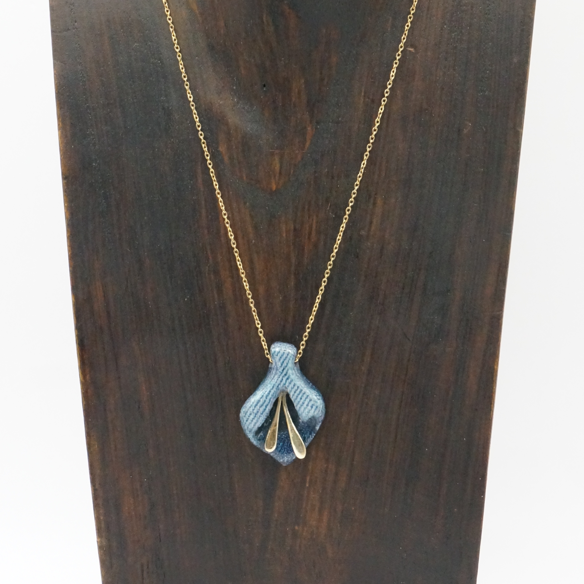 Blue Flower - Denim and brass necklace