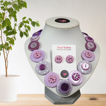Button necklace and stud earrings - Lilac Delight