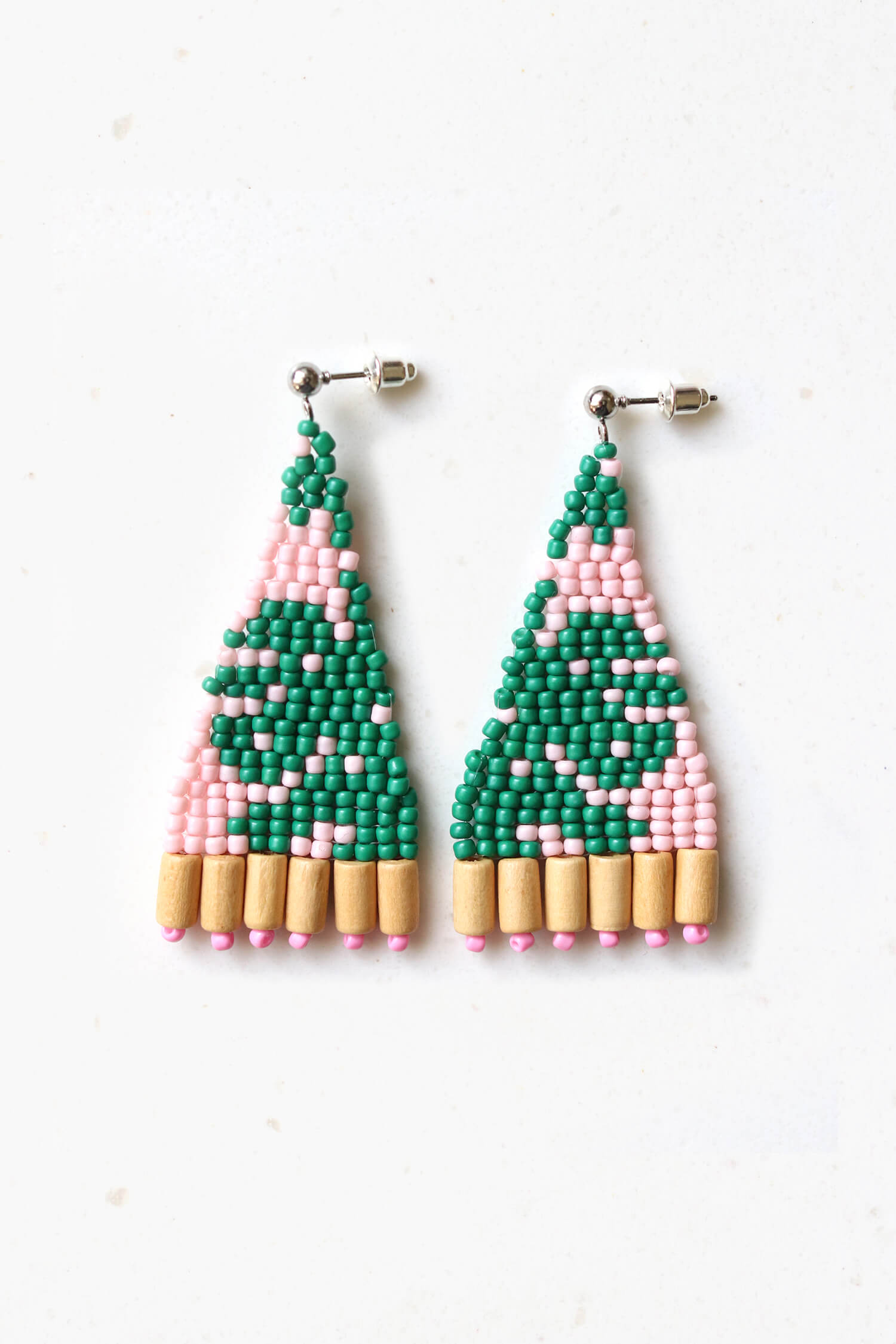 Summery Leaf Beaded Earrings