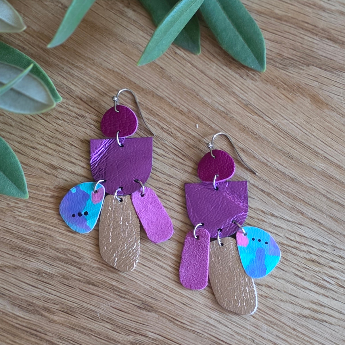 Audace Musa Leather Earrings – Mystic