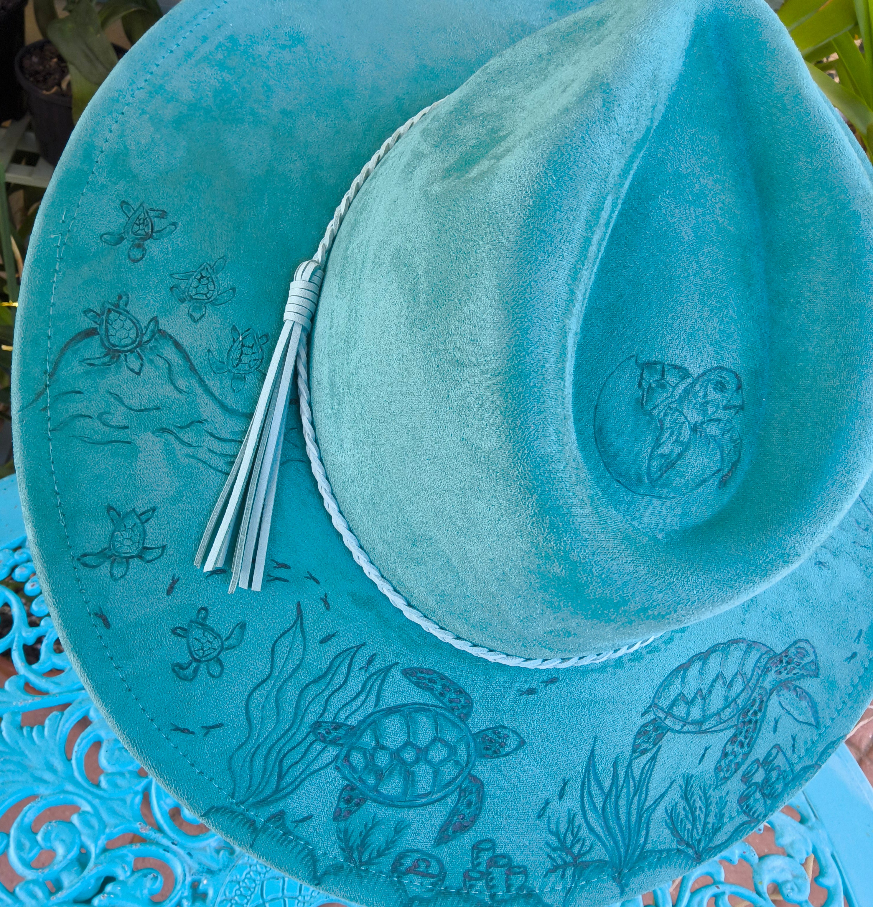 Hand burnt fedora hat - The sea turtle journey