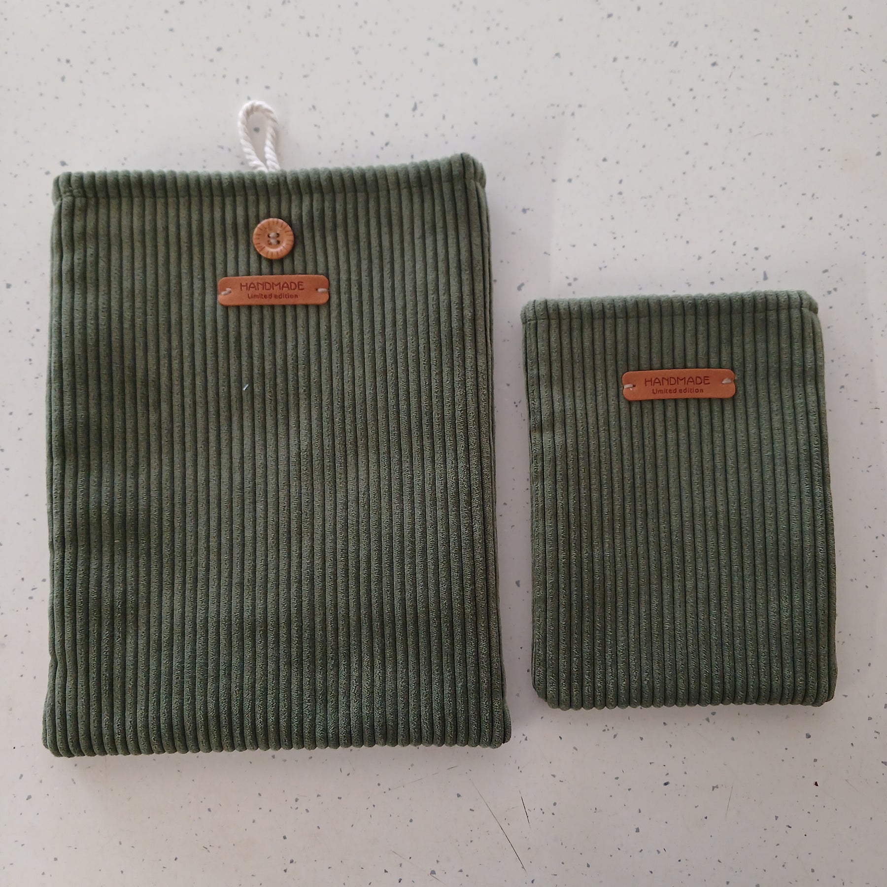 Christmas Gift — Book Sleeve Set of 2 — Large 28x22cm + Small 21x15cm — Brown Green Oatmeal — Padded Corduroy — Teacher Gift —