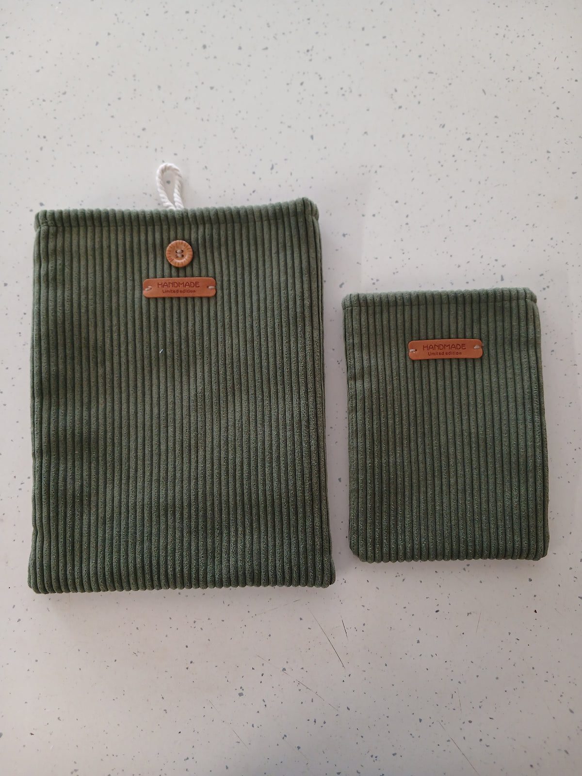 Christmas Gift — Book Sleeve Set of 2 — Large 28x22cm + Small 21x15cm — Brown Green Oatmeal — Padded Corduroy — Teacher Gift —