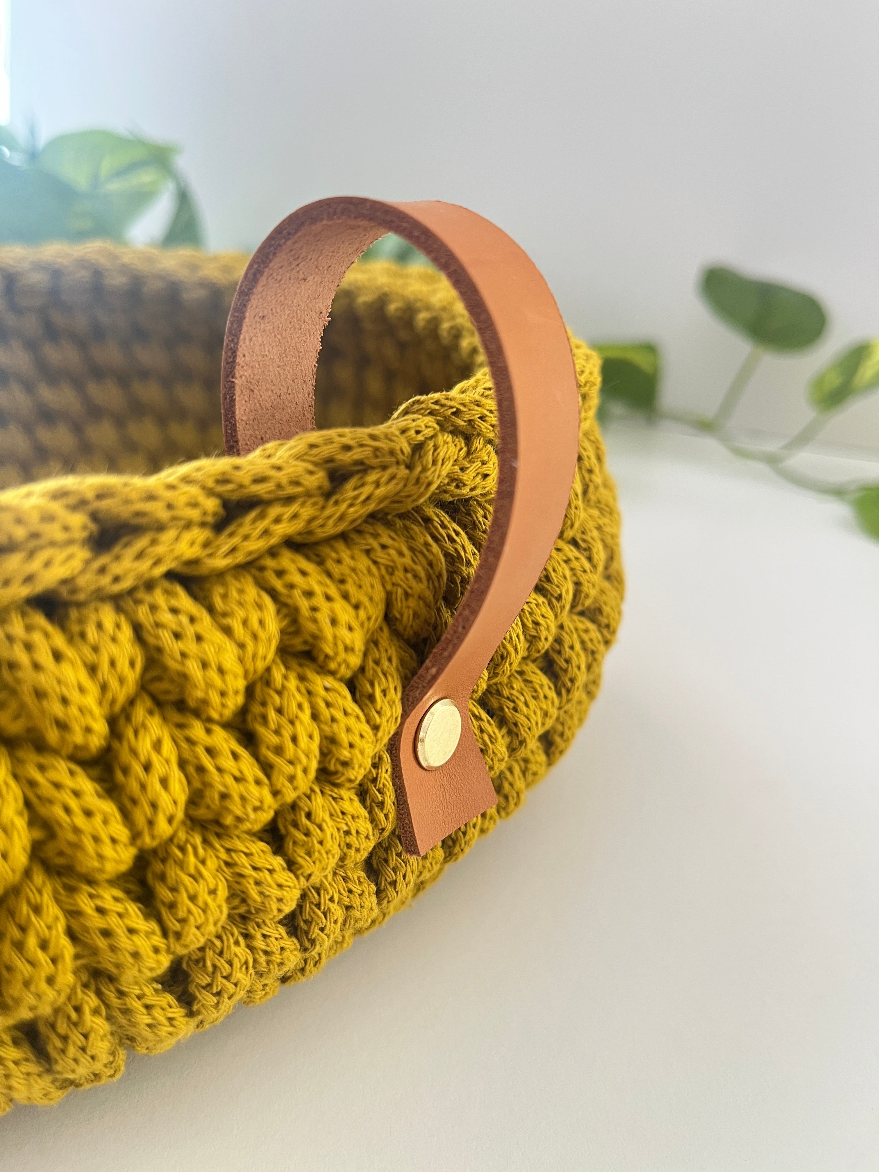 Crochet basket with handles - colour Spicy Yellow
