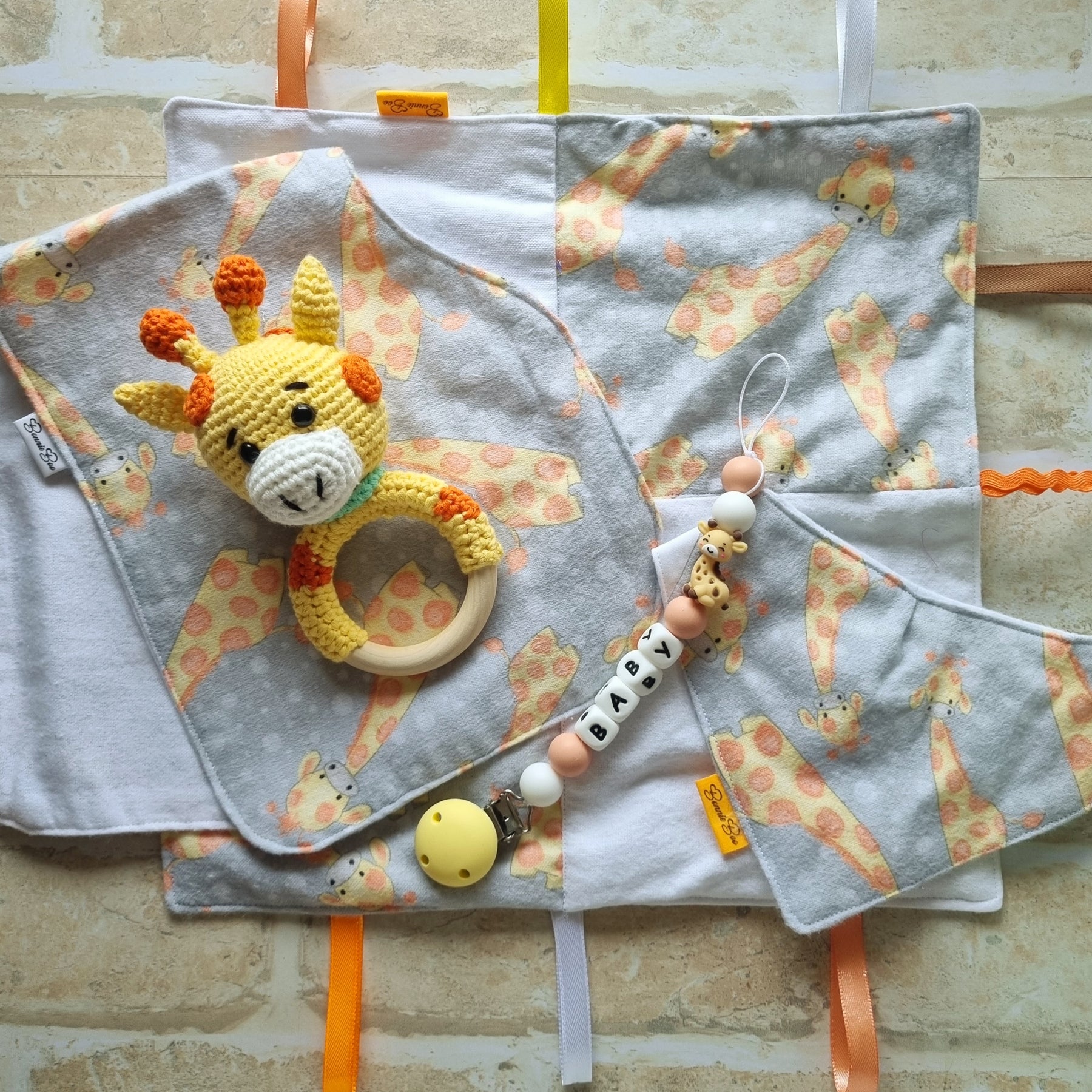 Baby Shower Gift Sets - Giraffe themed - BB028