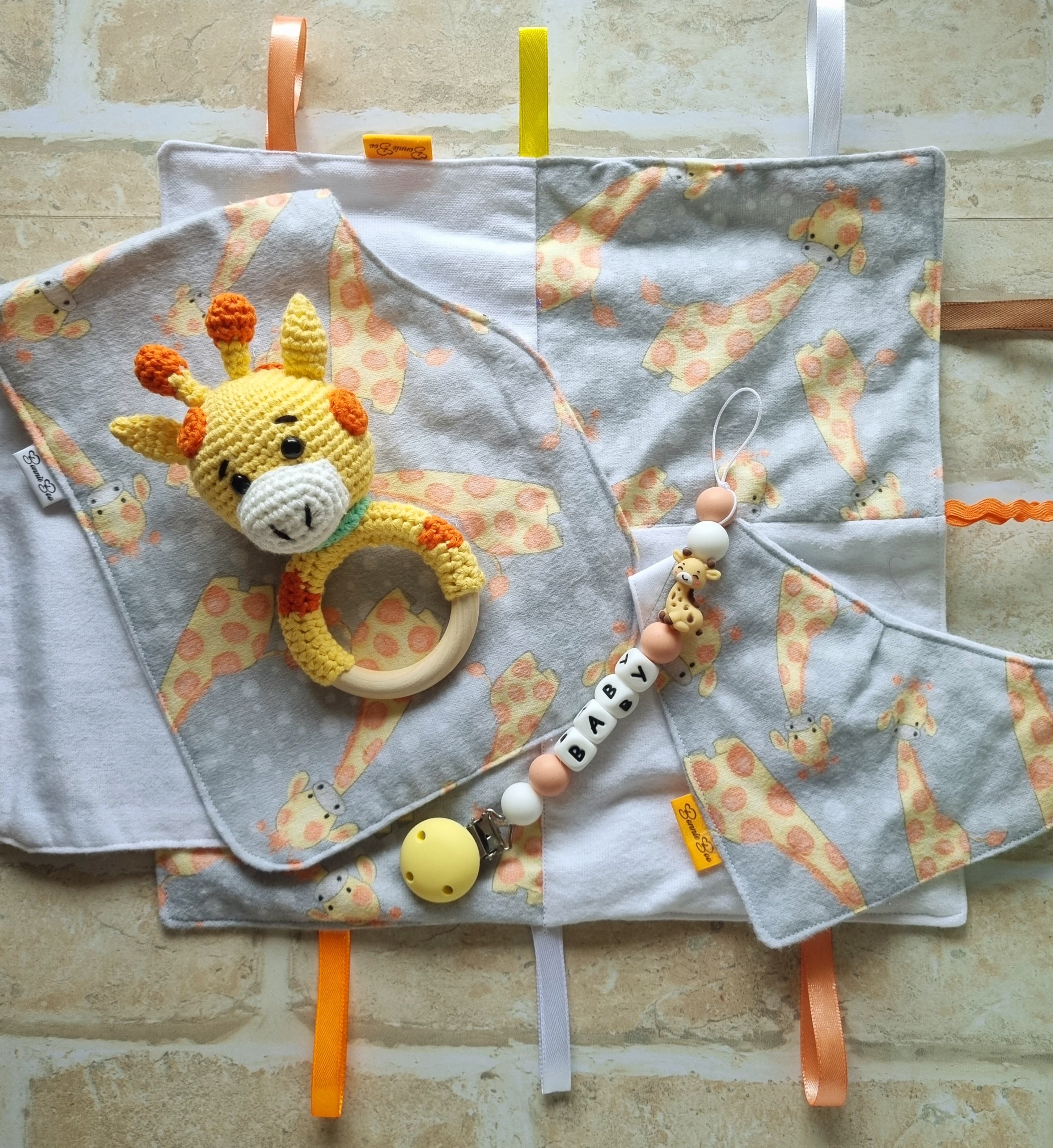 Baby Shower Gift Sets - Giraffe themed - E028