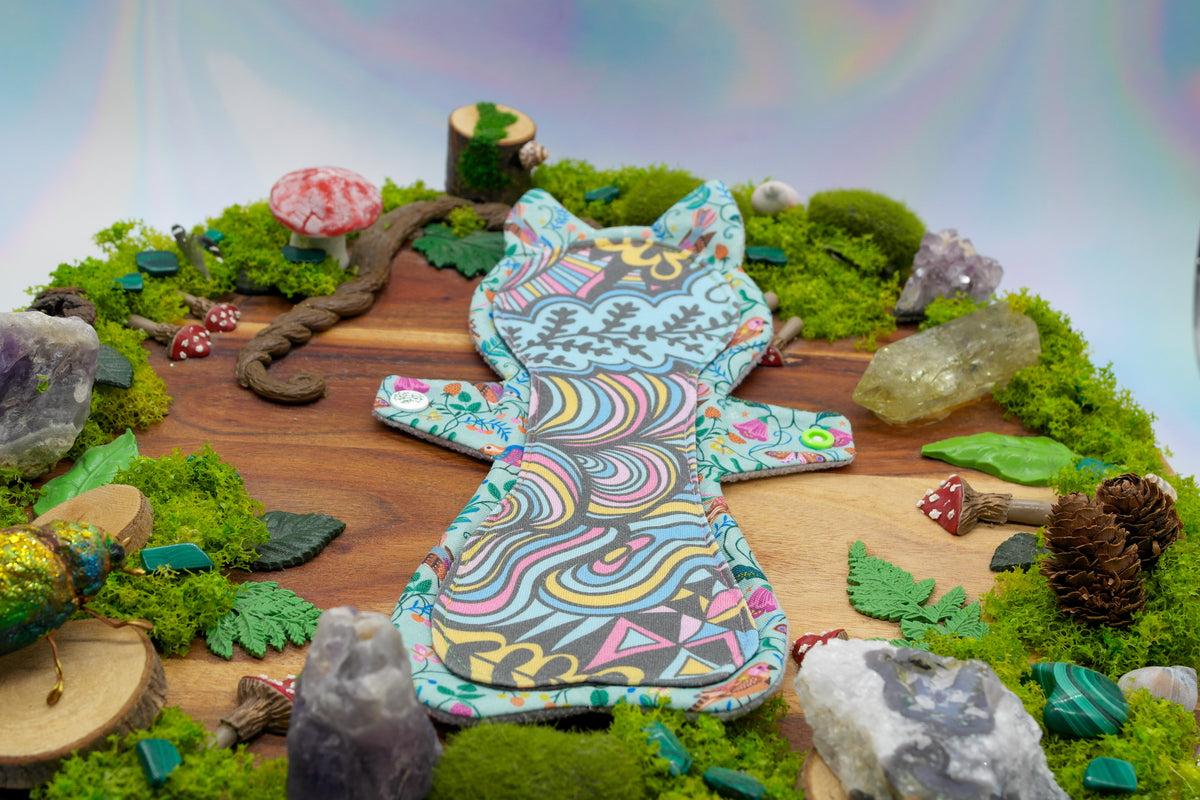 Eco-friendly reusable cloth pad 10" Moderate - Pastel Lover