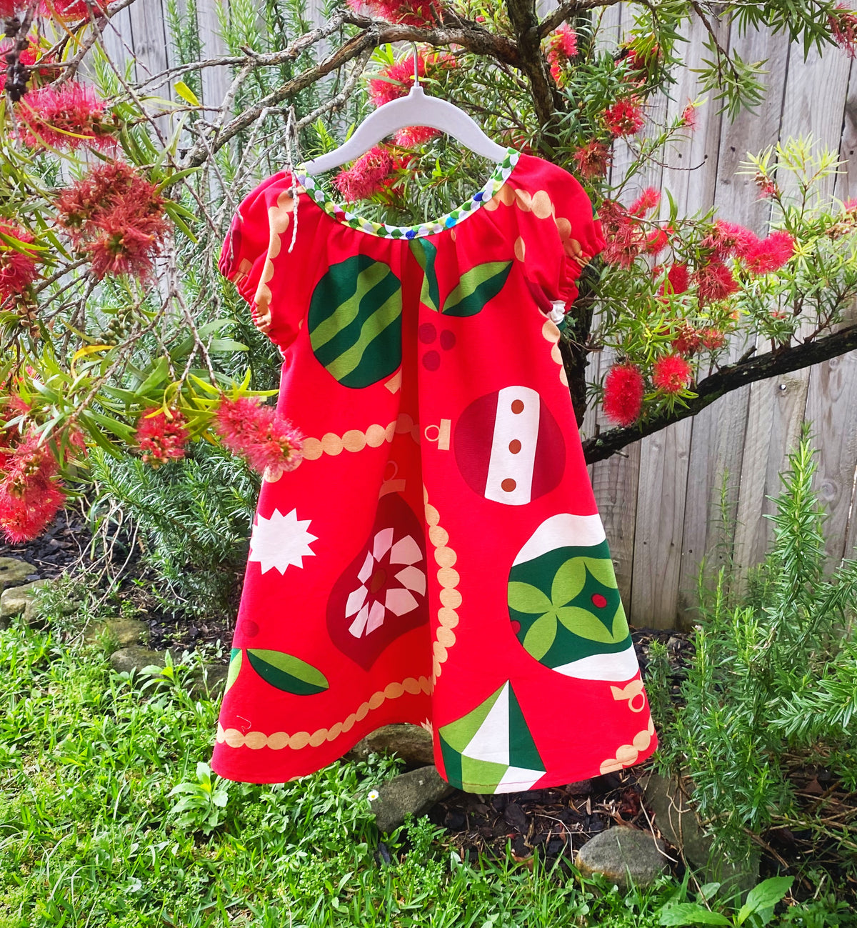 Christmas Dress Size 5/6 Handmade Festive Red Girls Dress
