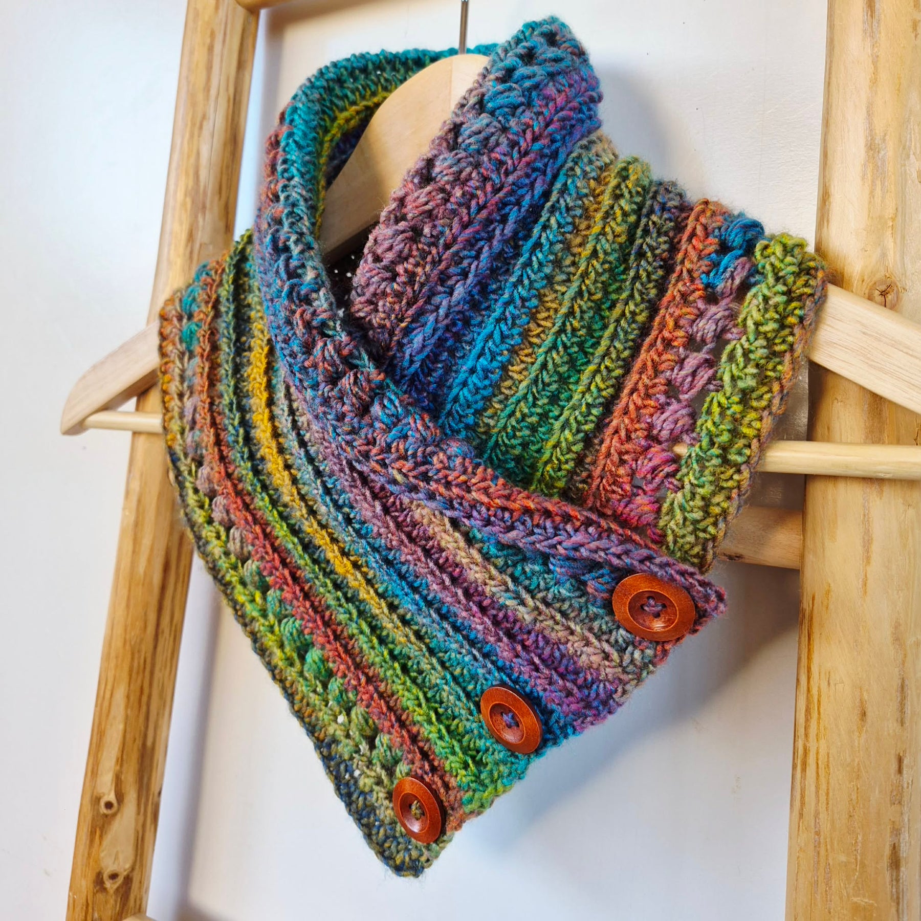 Ladies Neck warmer | Cowl | Scarf | Jewel Toned | Adult | Vintage | Crochet | Buttoned