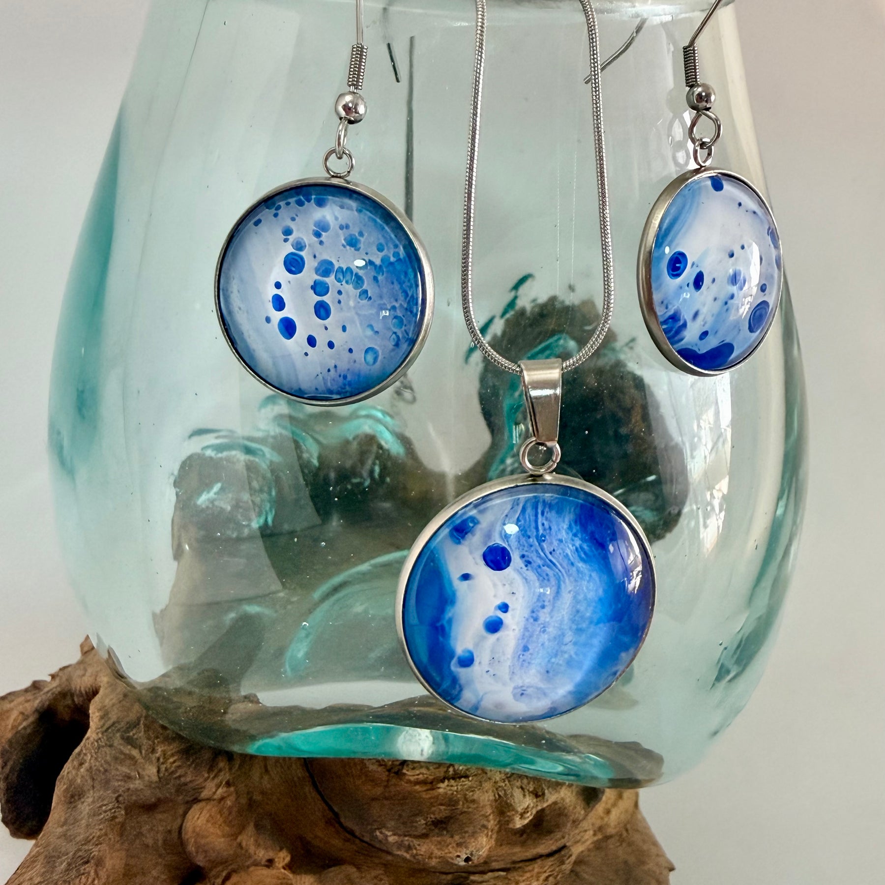 Hand-Painted Acrylic Cell Art Jewellery Set