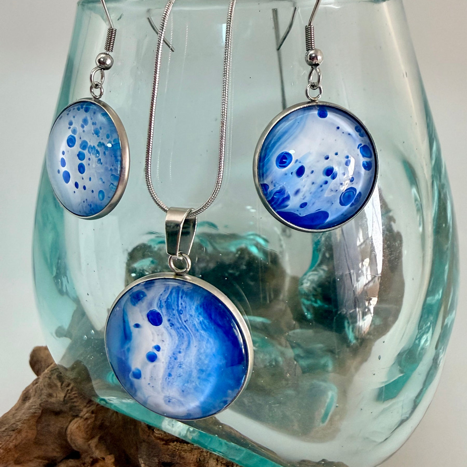 Hand-Painted Acrylic Cell Art Jewellery Set