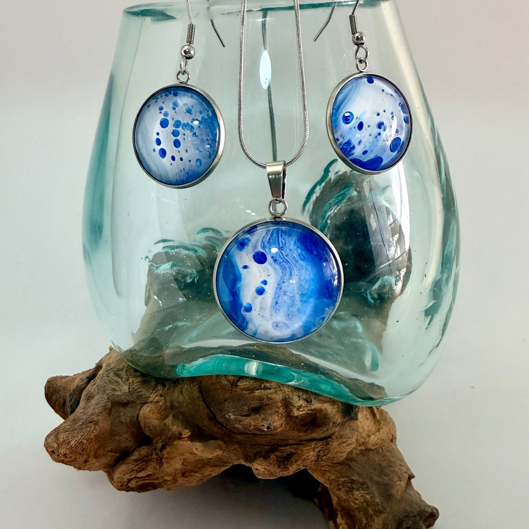 Hand-Painted Acrylic Cell Art Jewellery Set