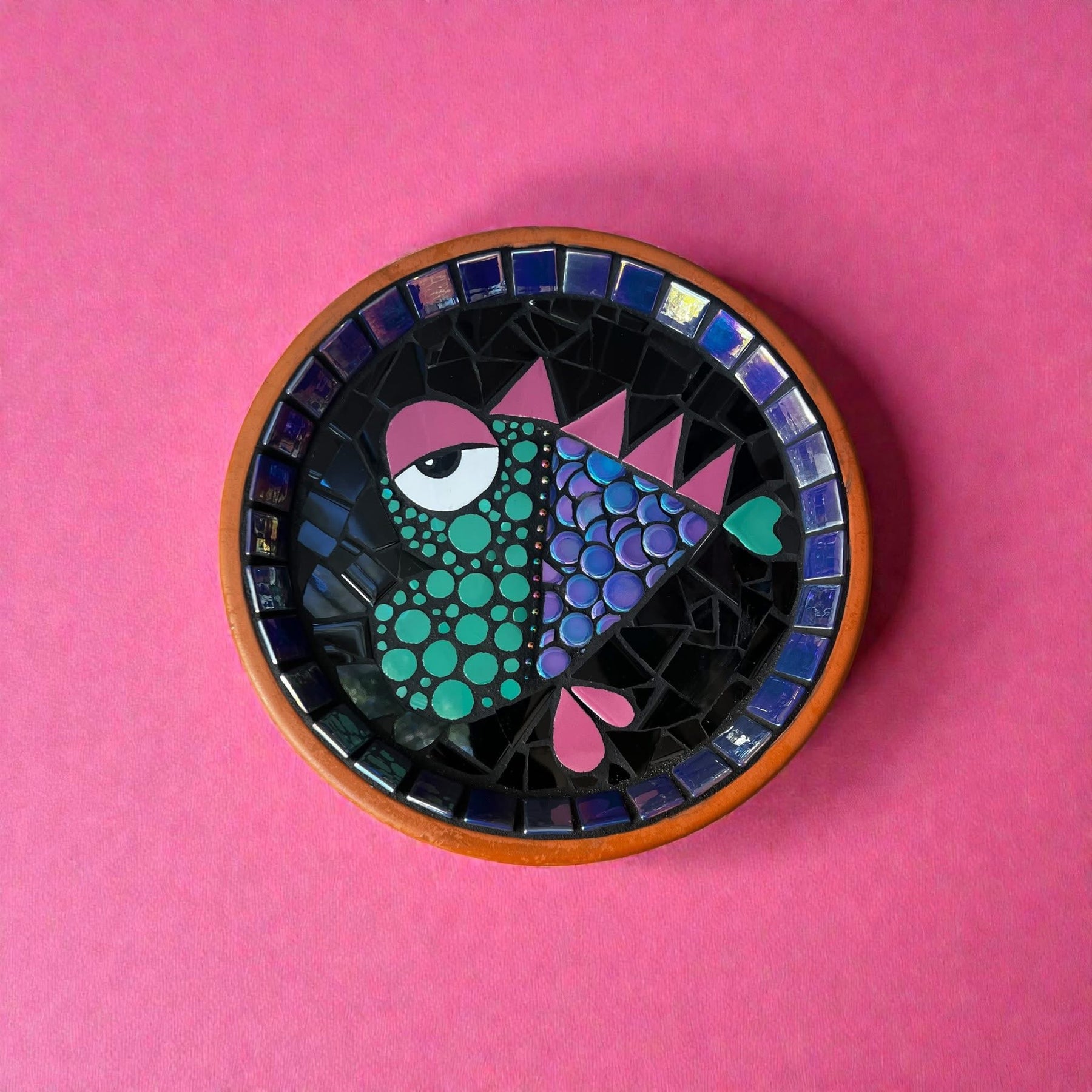 Mosaic Birdbaths ‘ Crazed Fishies ‘.