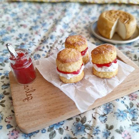 Jam and cream filled scone (with Jam Jar)