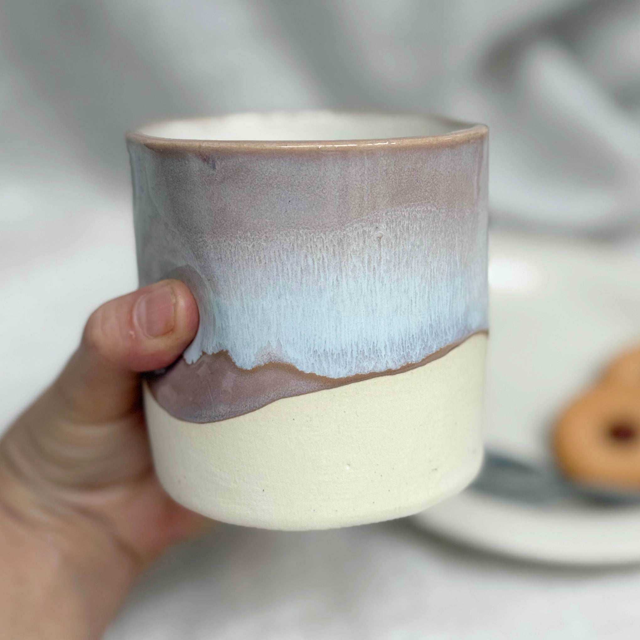 Thumbler ceramic mugs 350ml