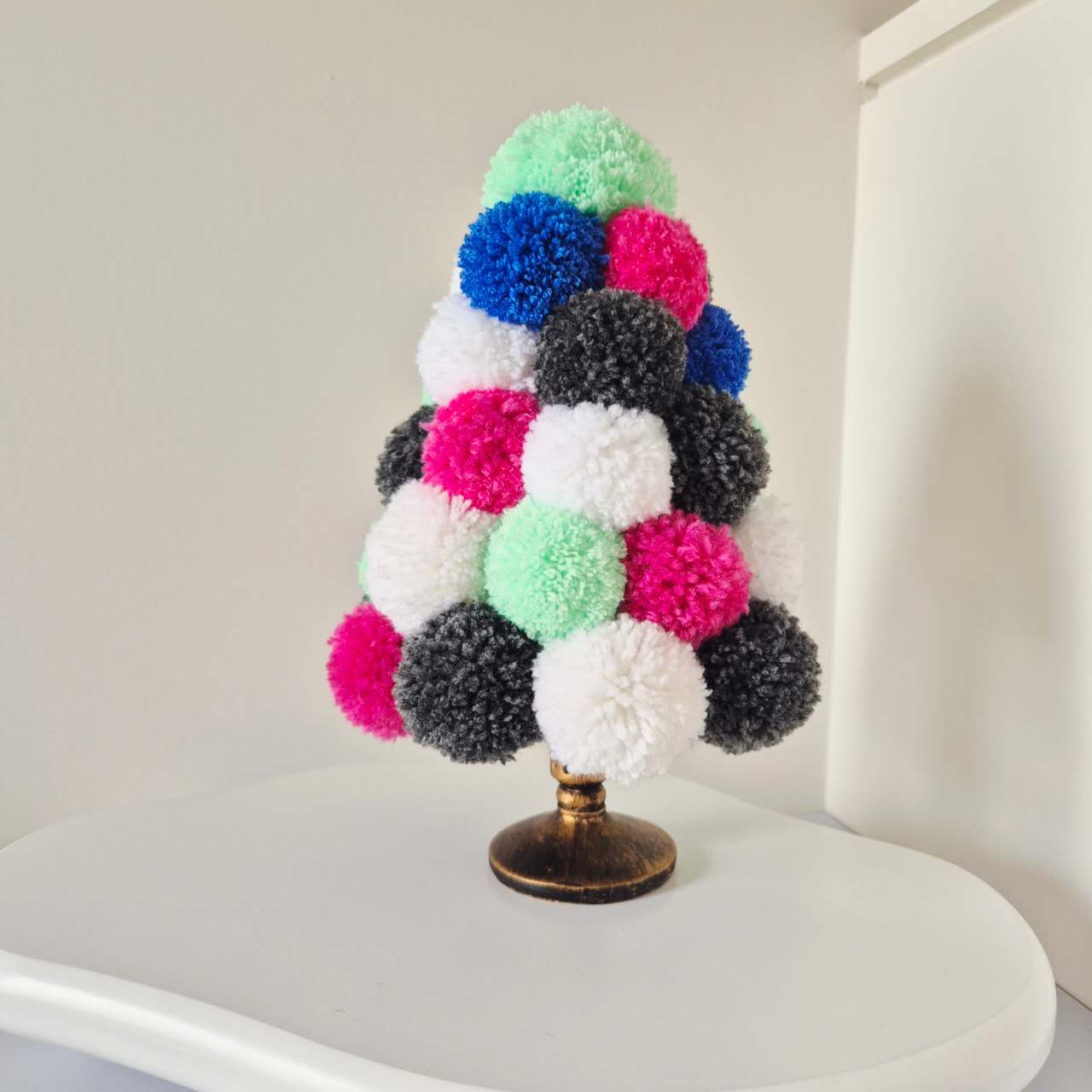 Pom-pom Christmas Tree