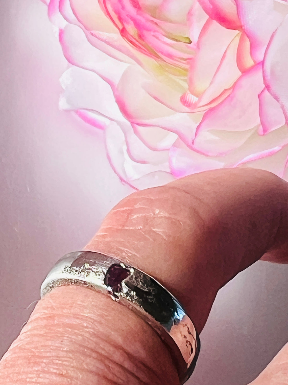 “Tambo Pink”- Sterling Silver ring with sapphire