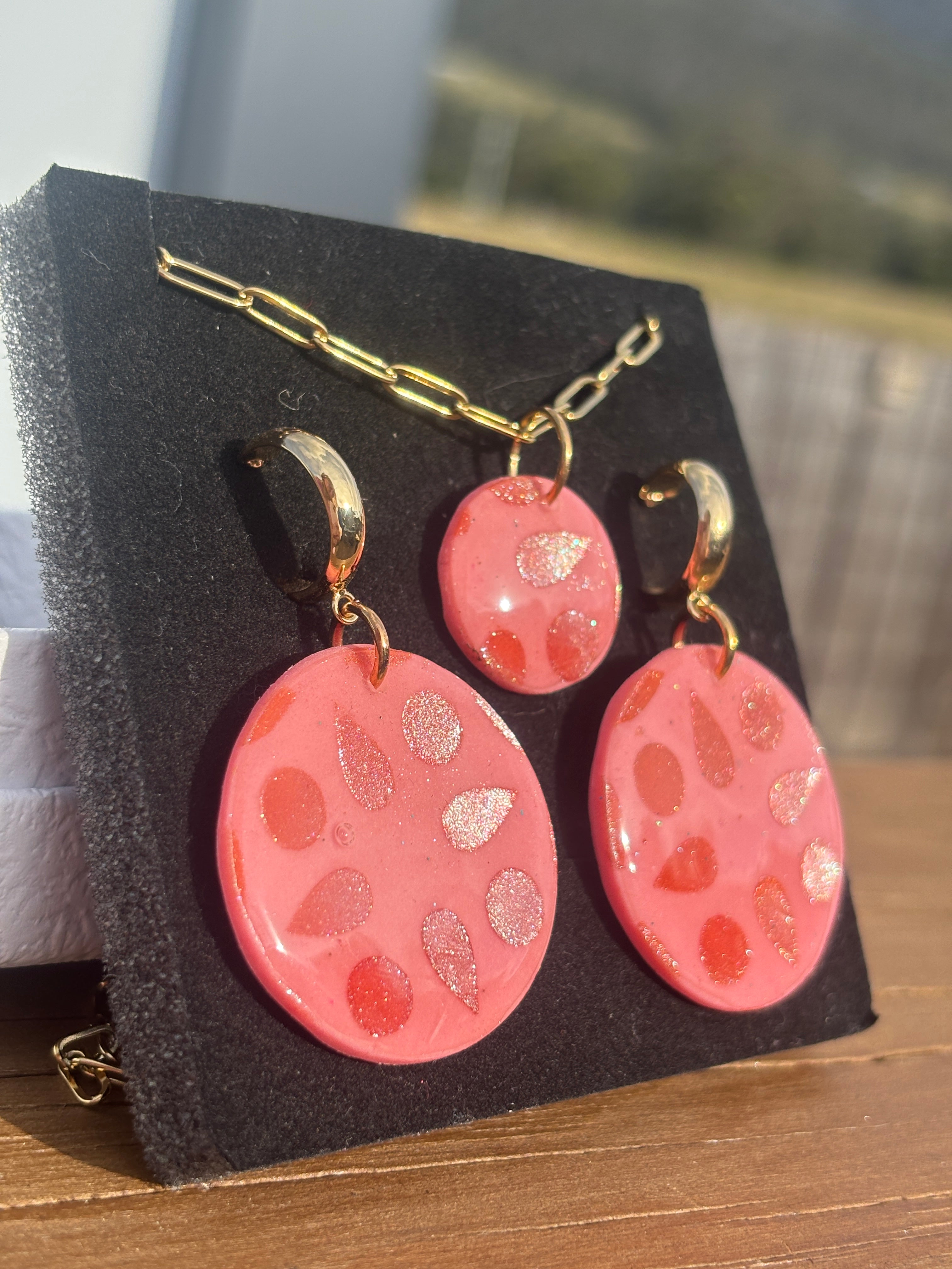 Tasmanian Derwent Blush Set