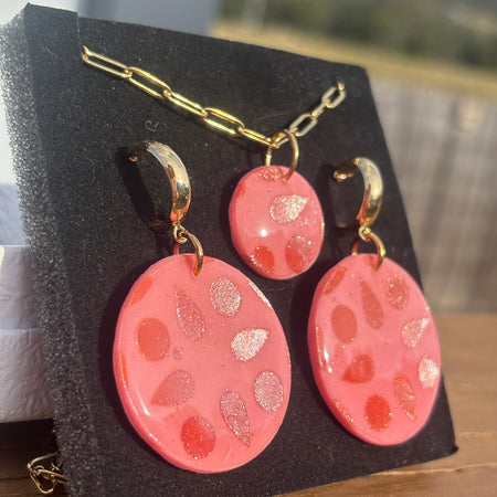 Tasmanian Derwent Blush Matching Earring & Necklace Gift Set