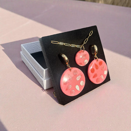 Tasmanian Derwent Blush Matching Earring & Necklace Gift Set
