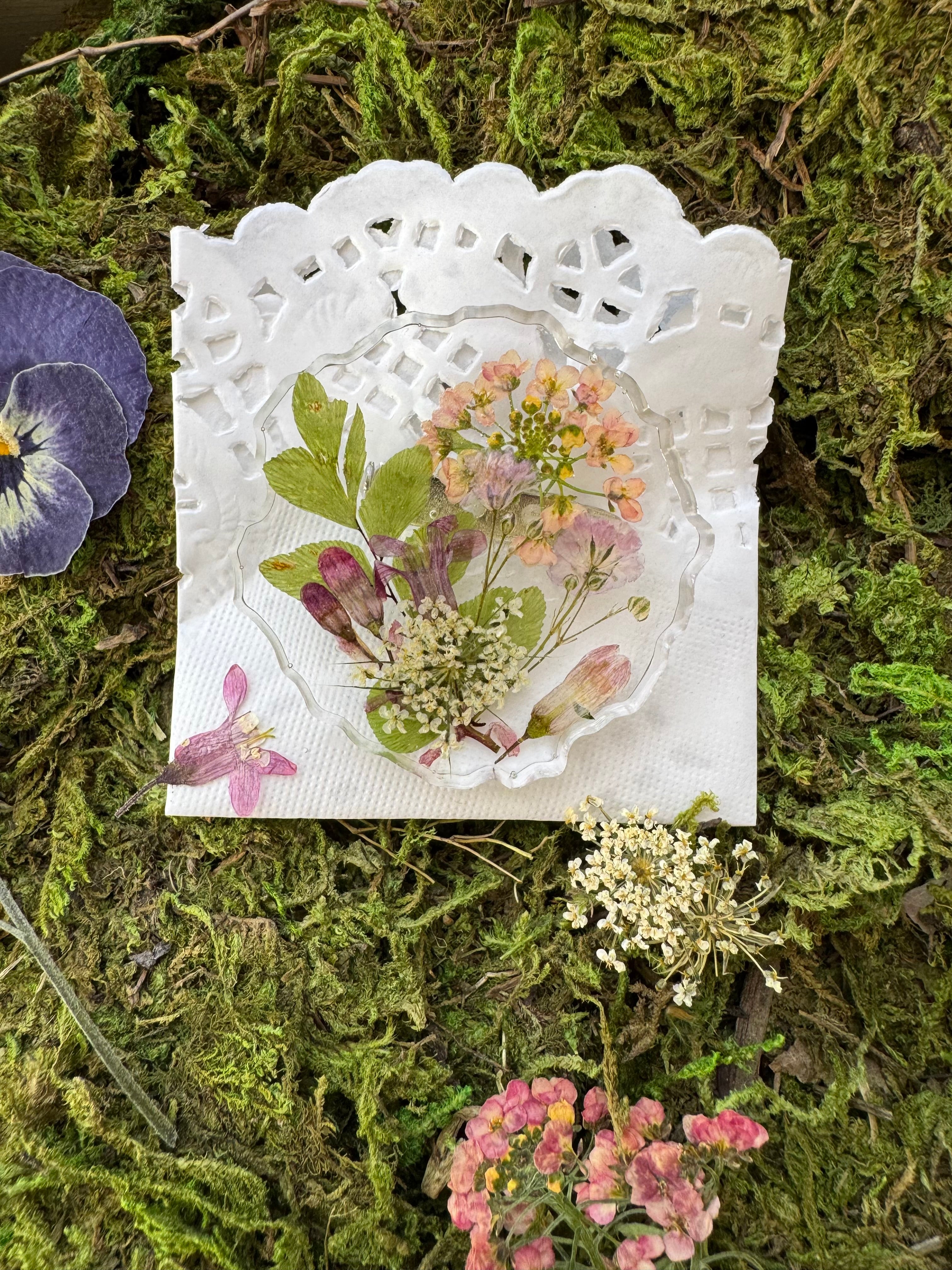 Dried Flower Resin Brooches