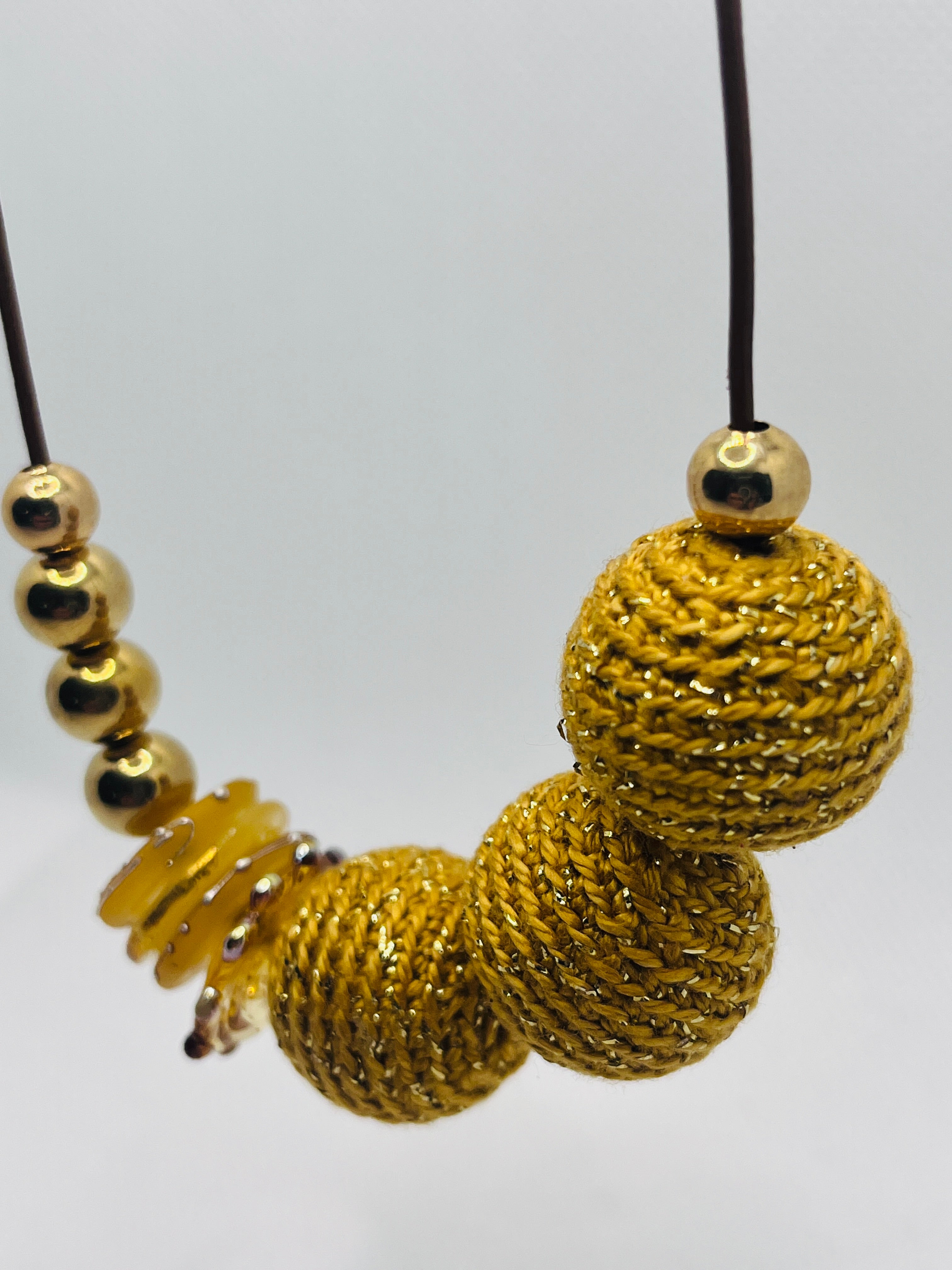 Handmade strand necklace - Gold #2