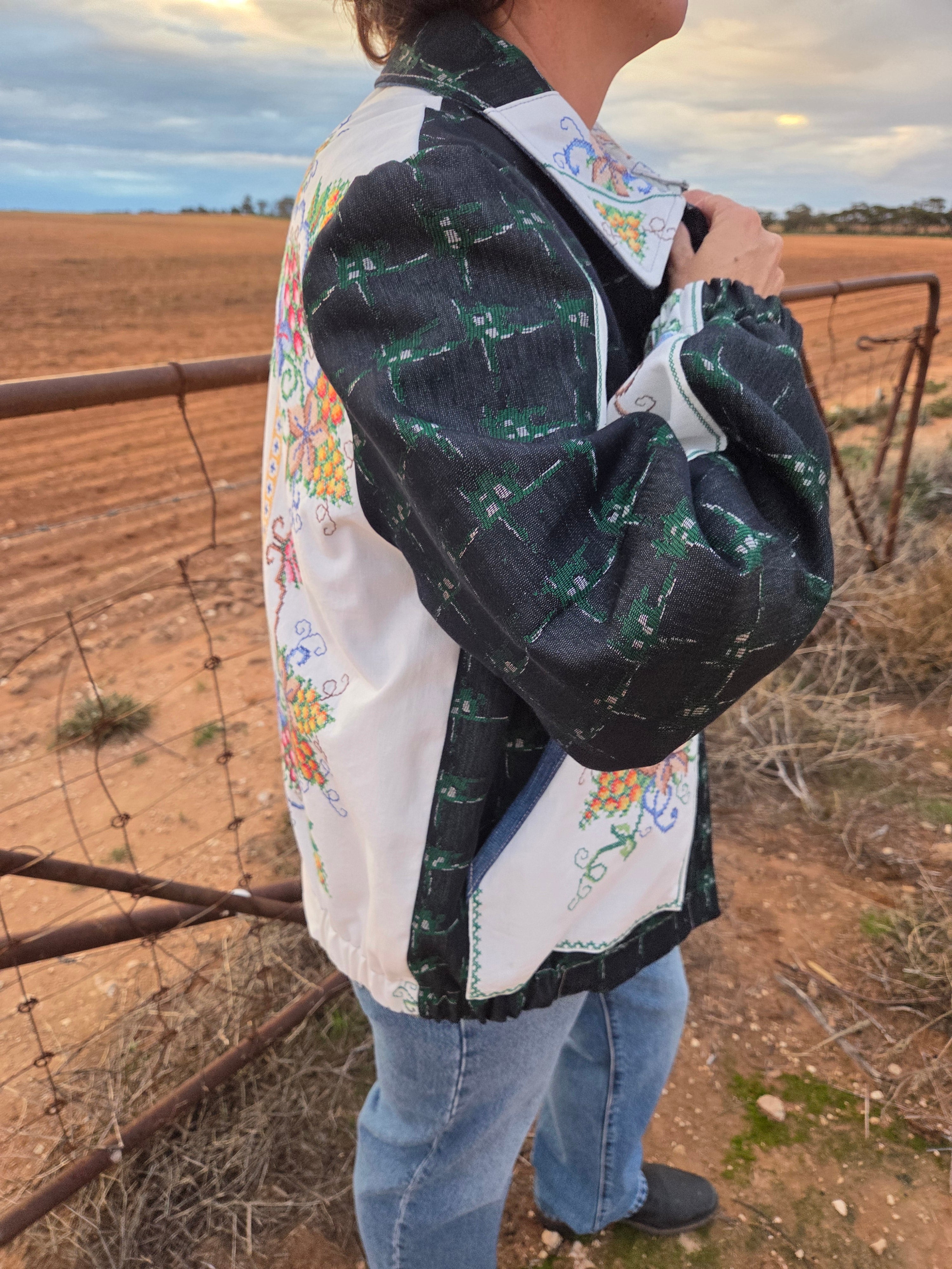 On the Vine - Denim Bomber jacket - L/XL