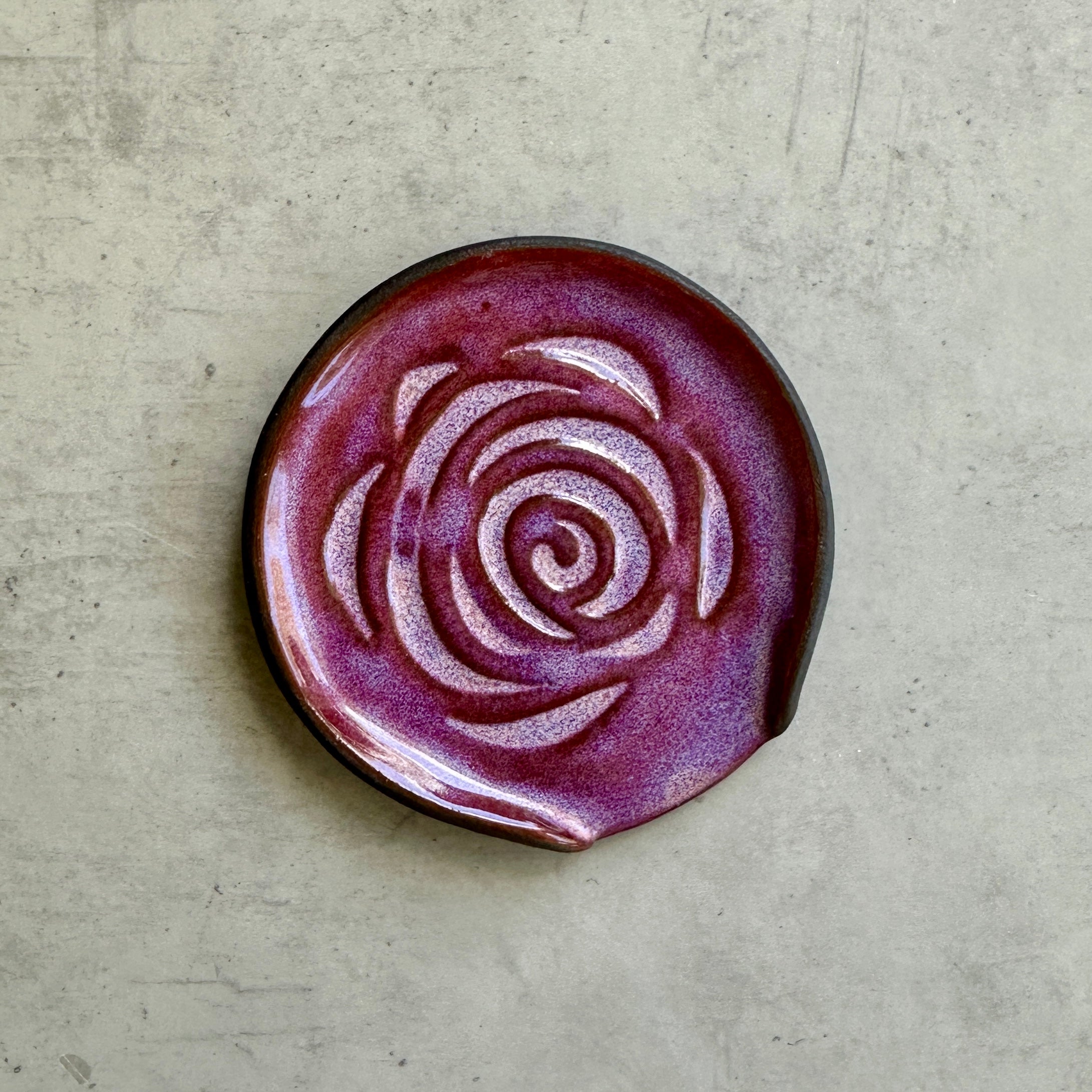 'BEST TEAS' TEASPOON REST I Black Clay