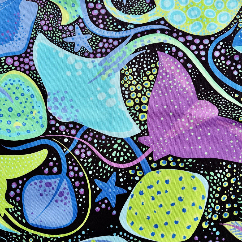 Sting rays tea towel.