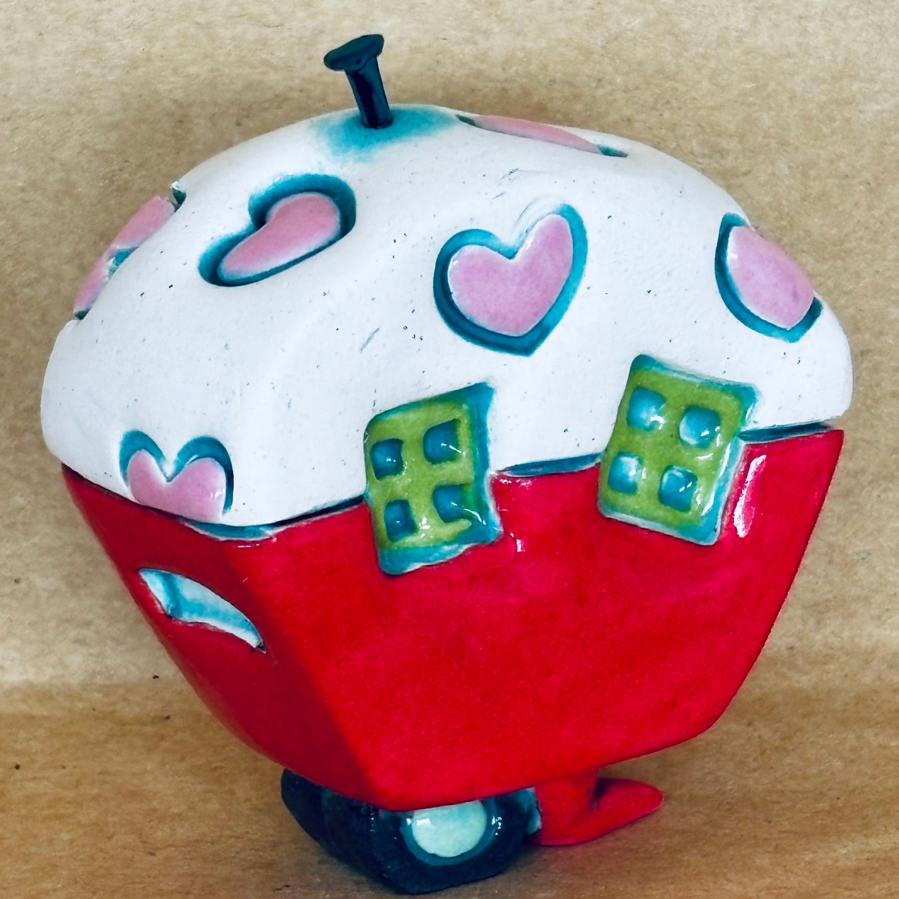 Small Retro Collectable Ceramic Caravan 14