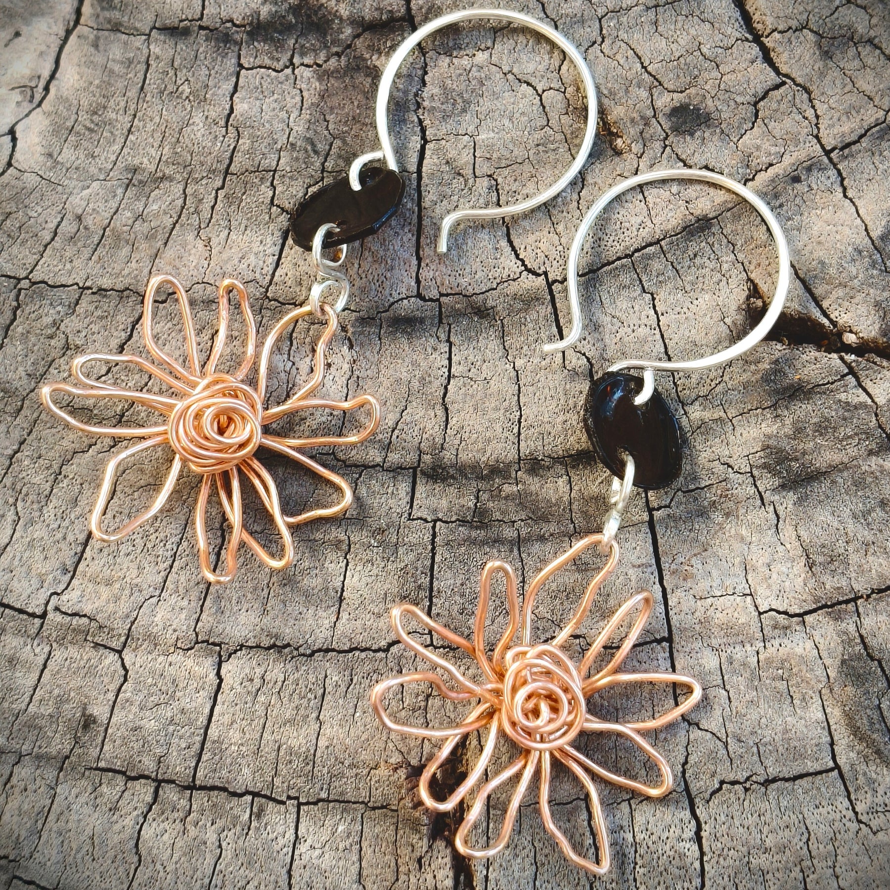 Daisy If I Do - flower earrings