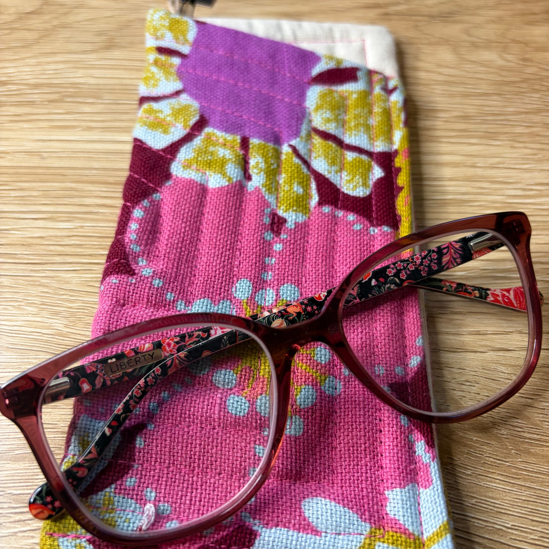 gorgeous burgandy floral vintage cotton sunglass pouch - violetclothing - free postage