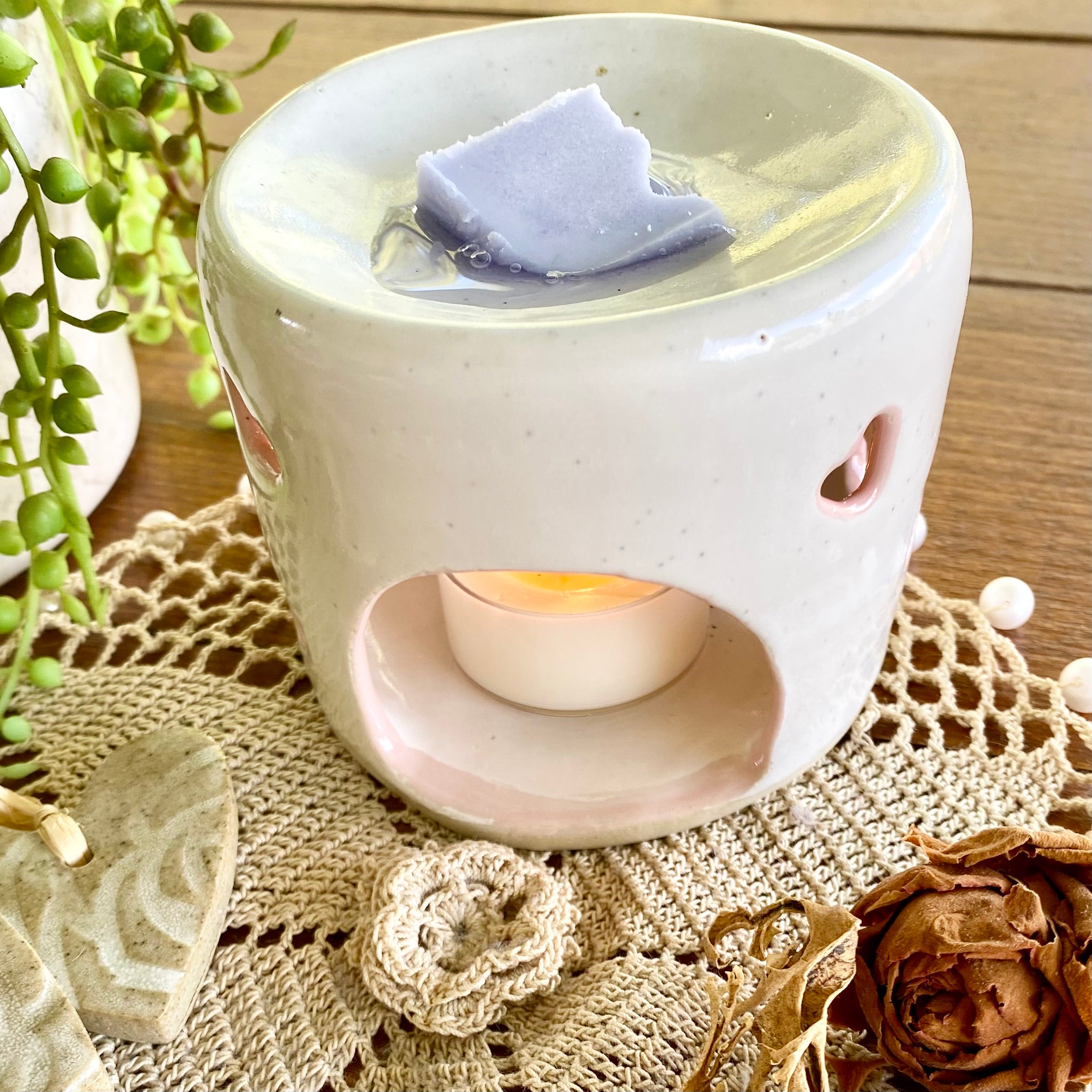 Ceramic Oil Burner|Handmade Pottery