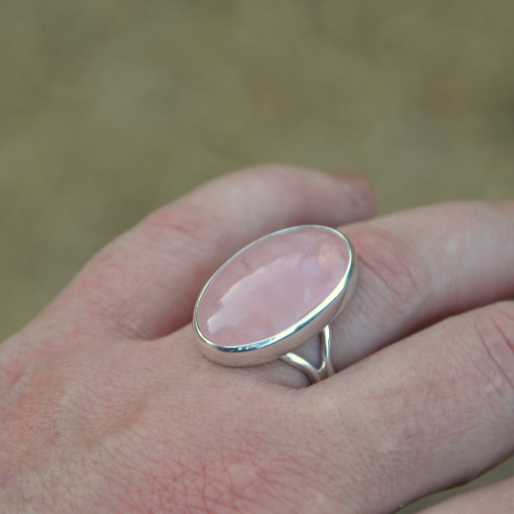 Rose Quartz Silver Ring with a Split Band UK Size P
