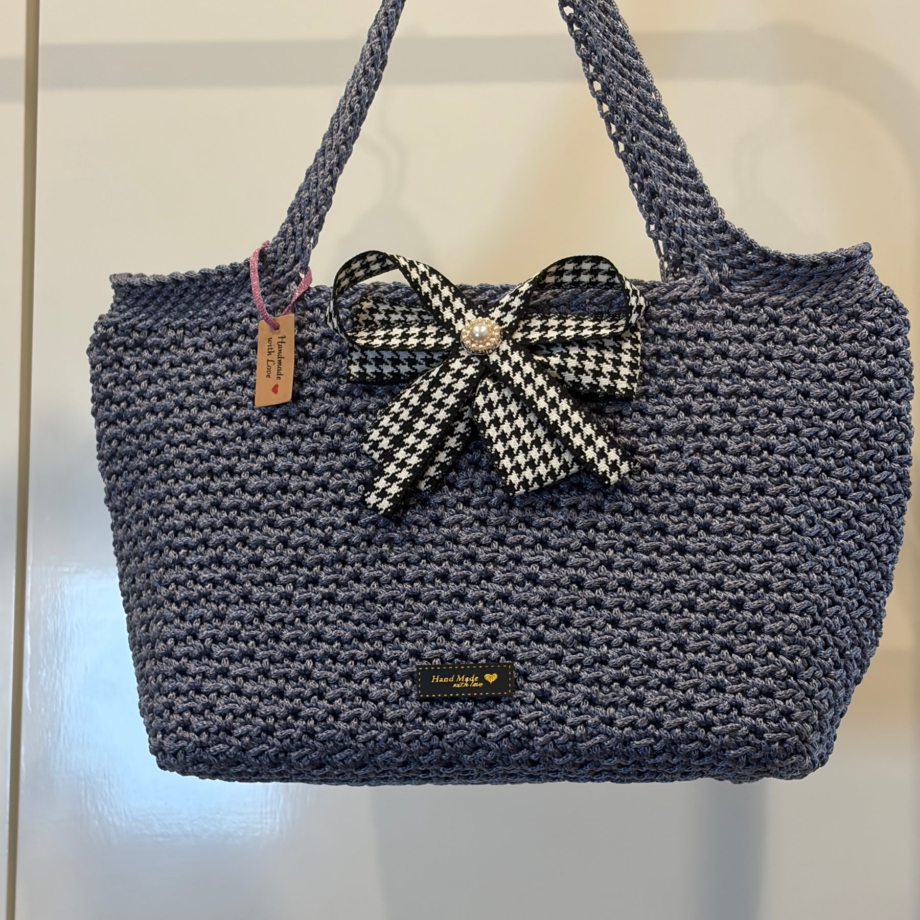 No 27 Sweetheart Shopper Crocheted Blue
