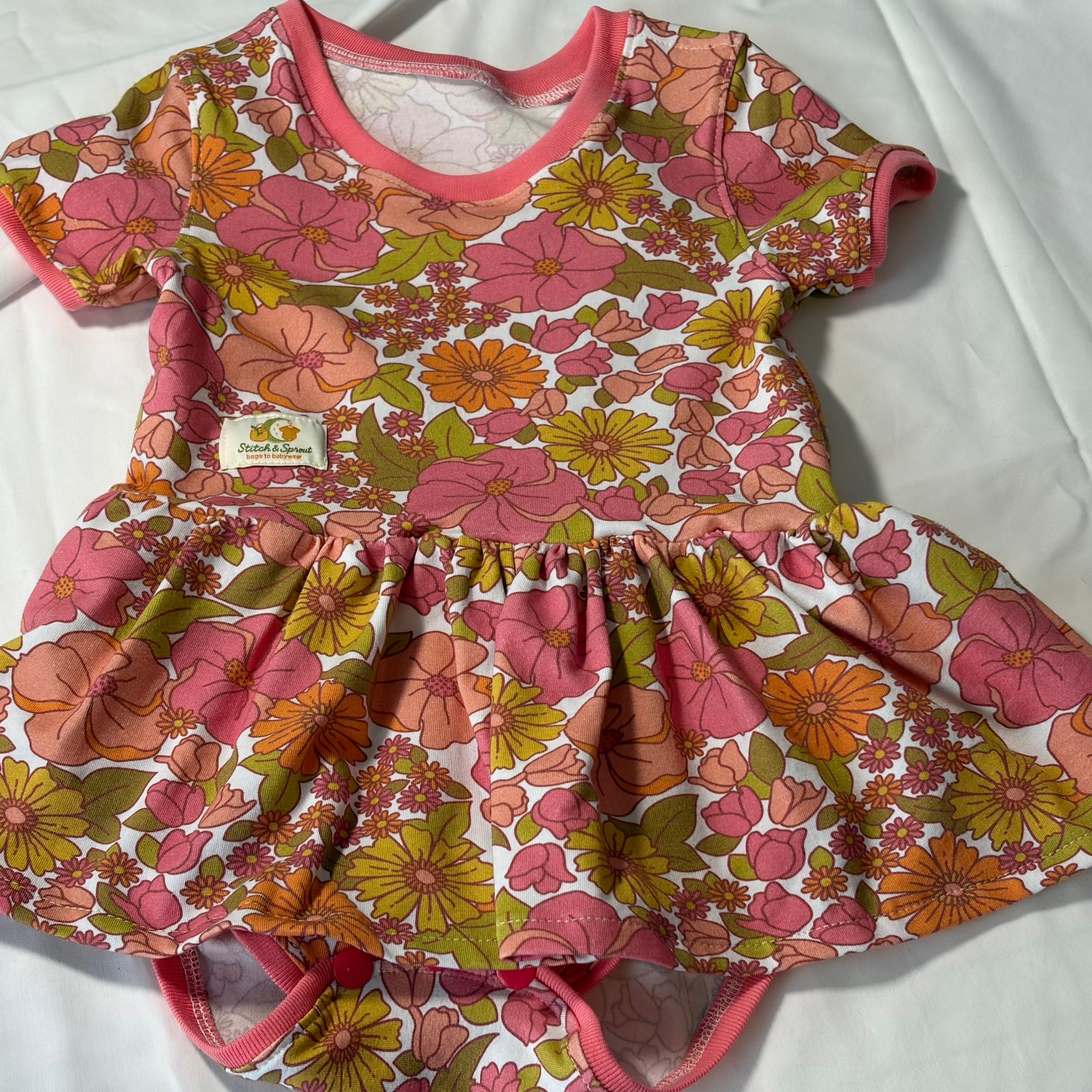 EOFY SALE VINTAGE FLORAL BODYSUIT DRESS 2-3 Yrs