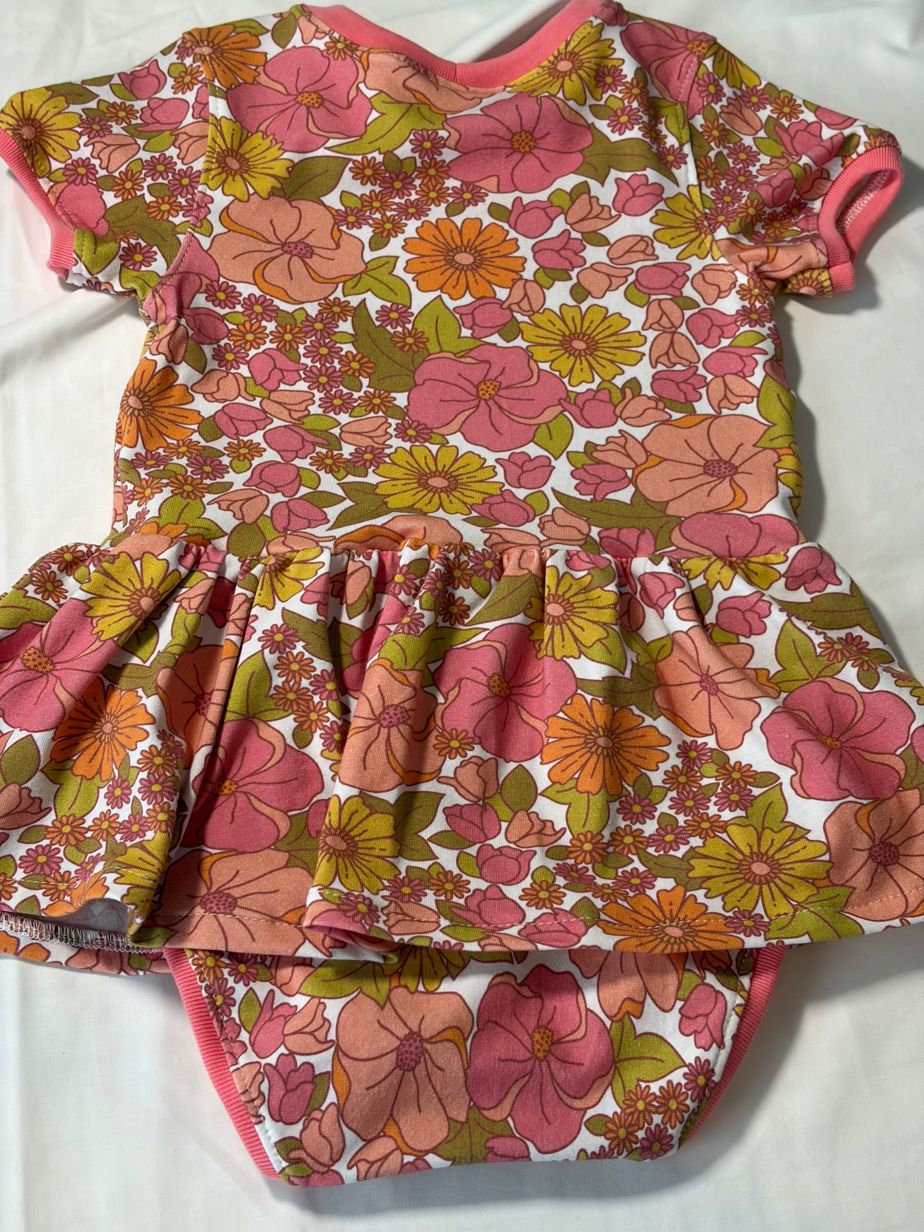 EOFY SALE VINTAGE FLORAL BODYSUIT DRESS 2-3 Yrs