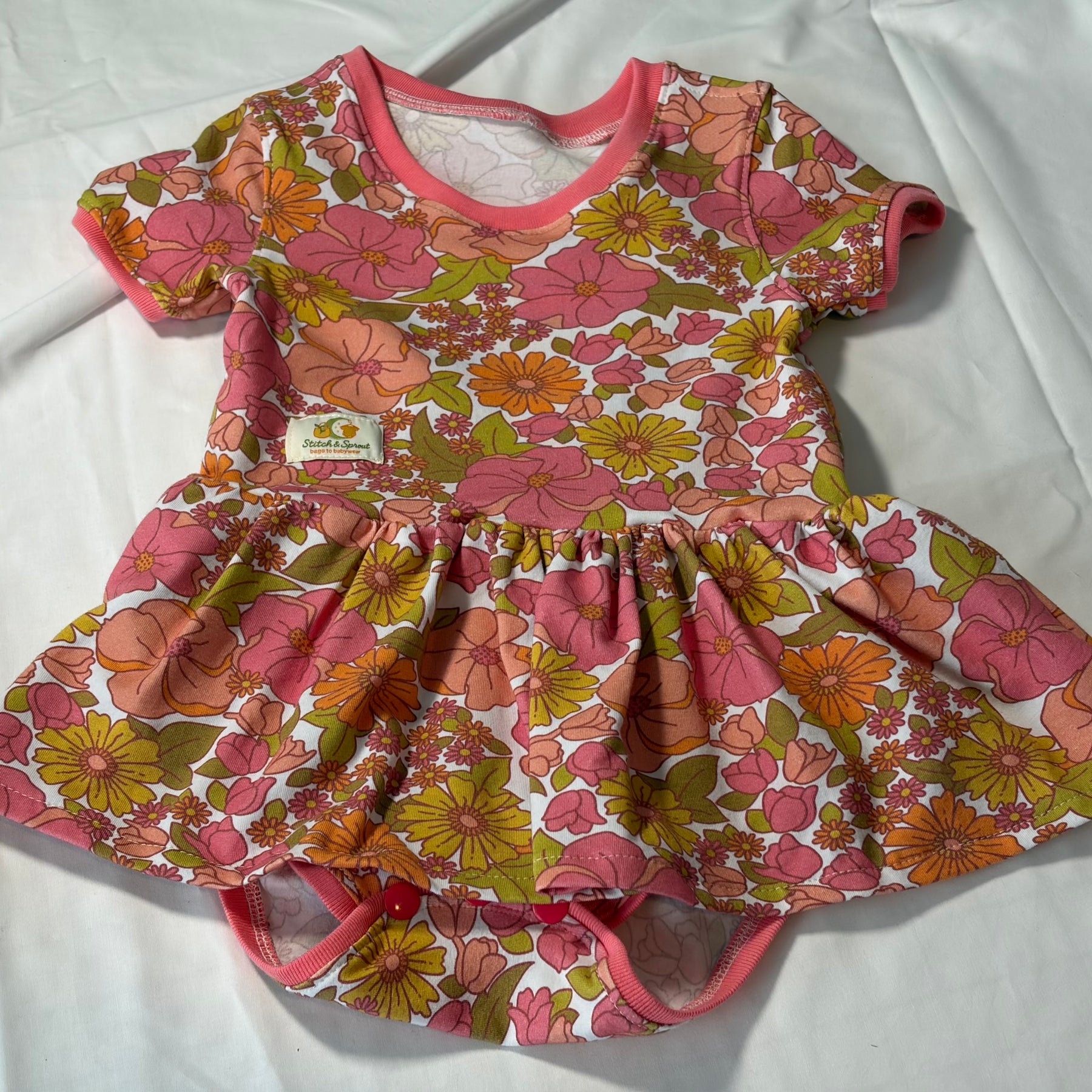 EOFY SALE VINTAGE FLORAL BODYSUIT DRESS 2-3 Yrs