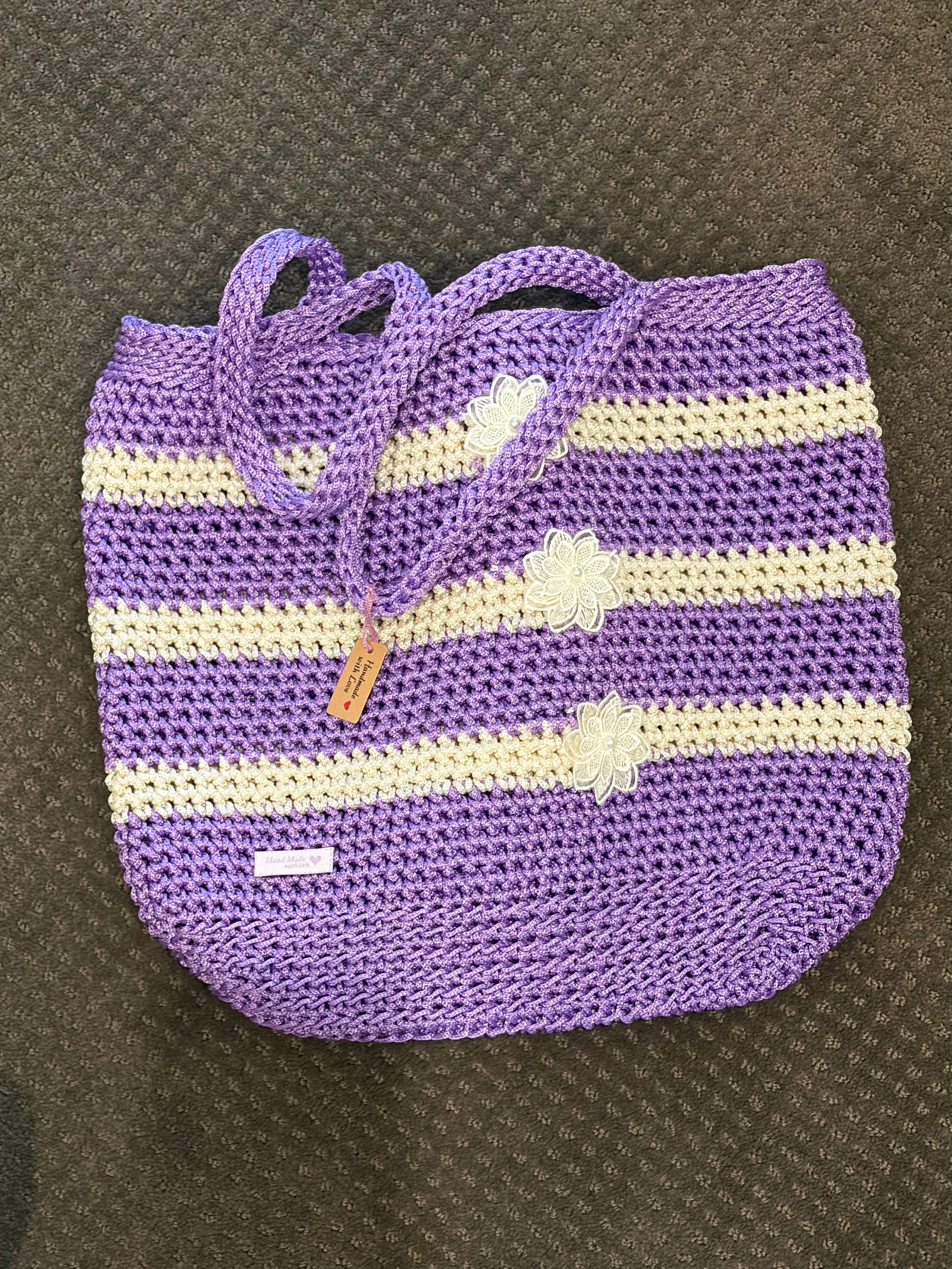 No. 16 Everyday Tote Lavender & White