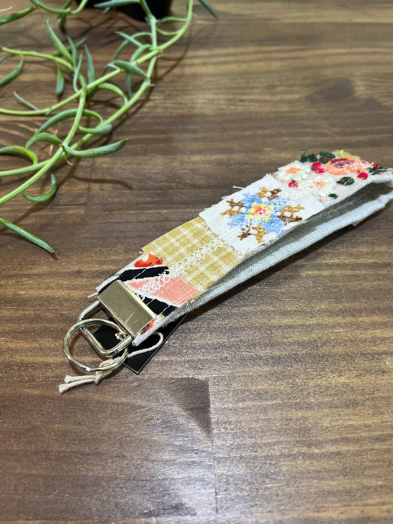 gorgeous scrappy patch vintage fabric keyring - violetclothing - free postage
