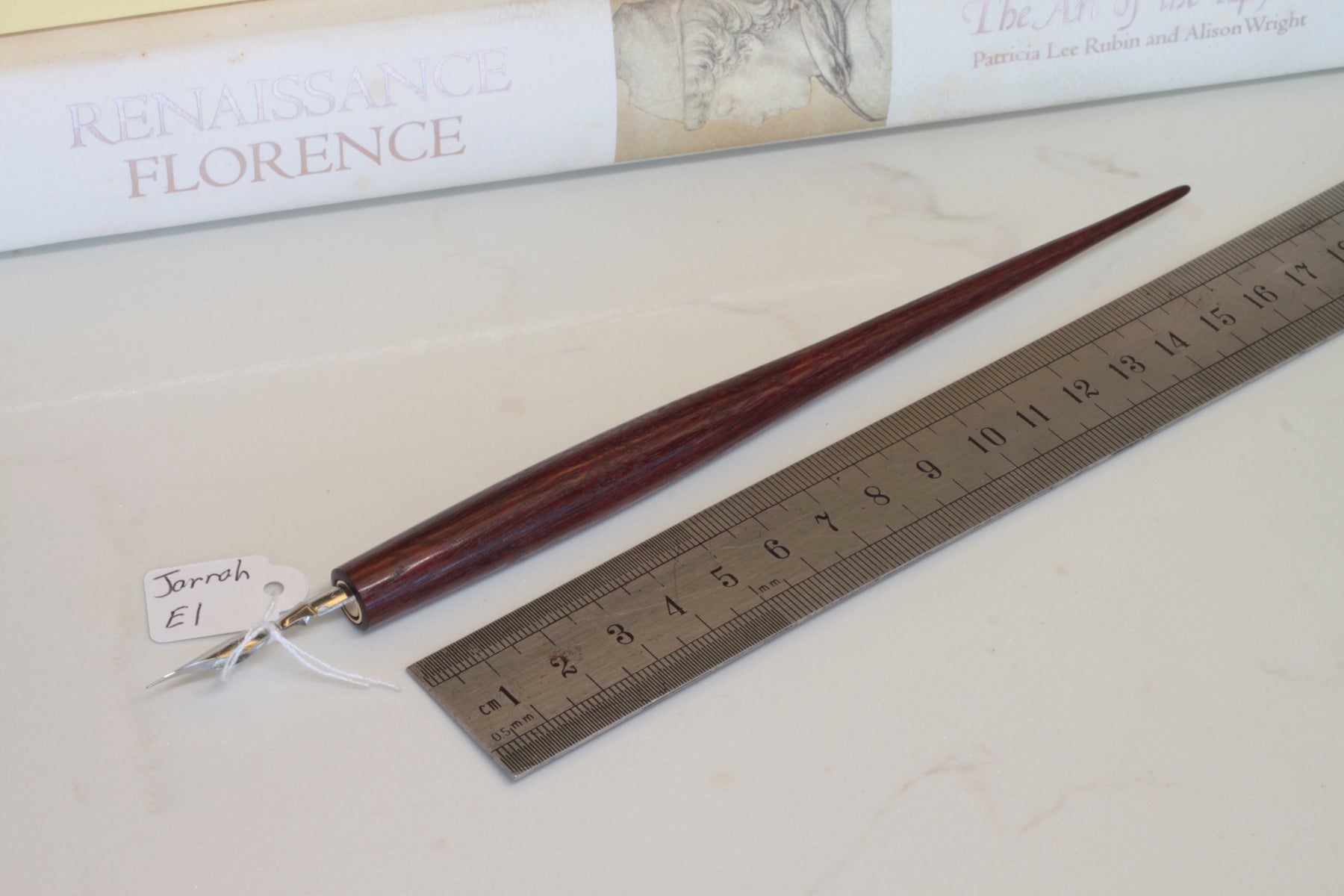 JE1-Traditional Dip Pen in Jarrah