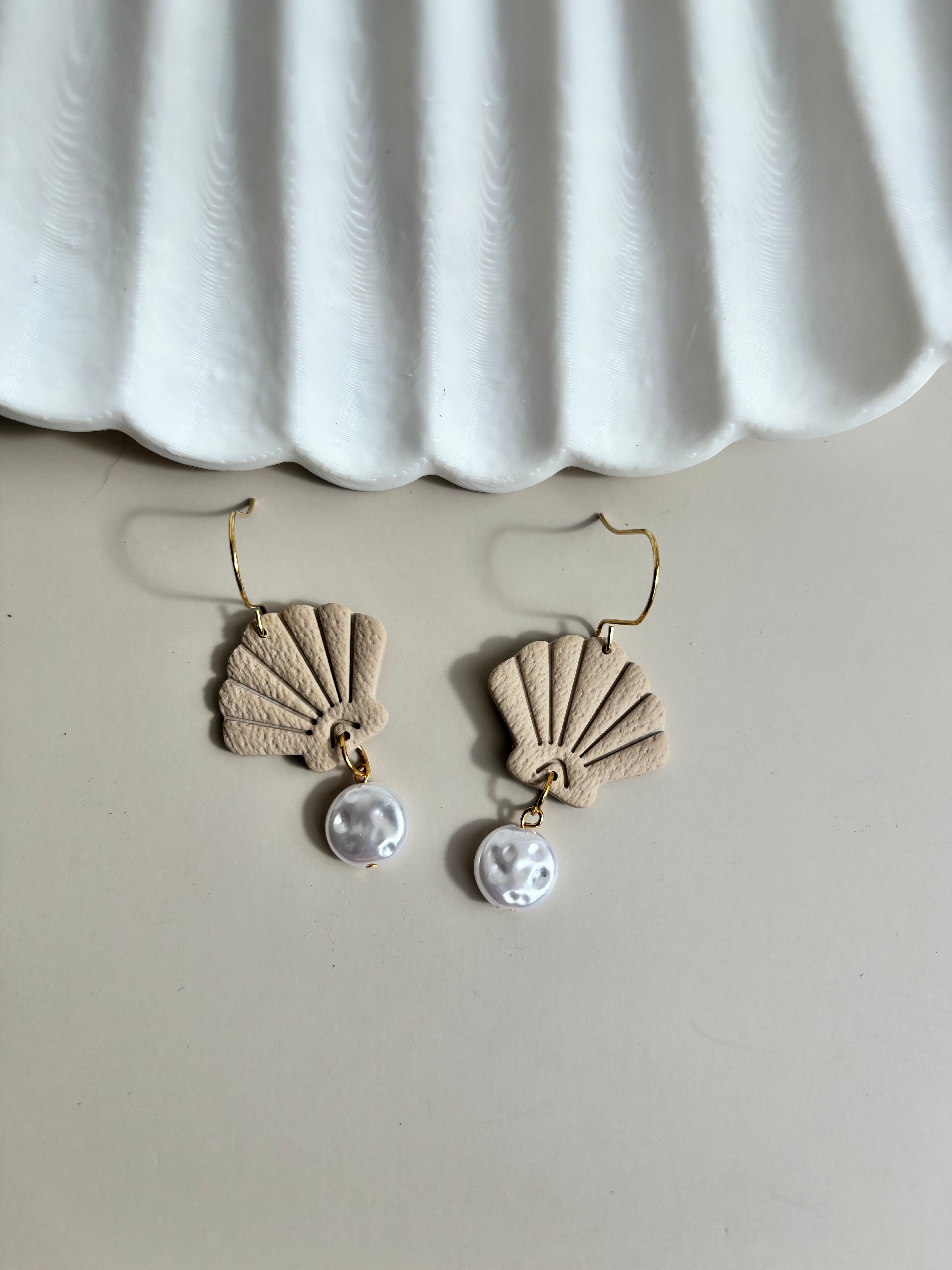 Seaside Stories | Shells & Pearls Dangle Earrings