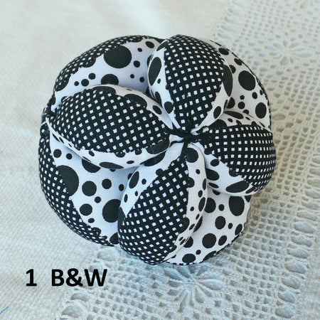 Stress balls for Collingwood fans!  Handmade.  Black and White