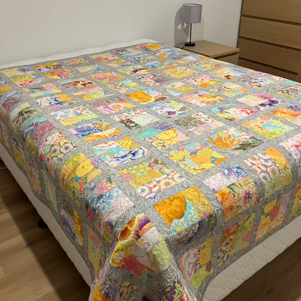 patchwork quilt handmade Australia - Kaffe Fassett fabrics