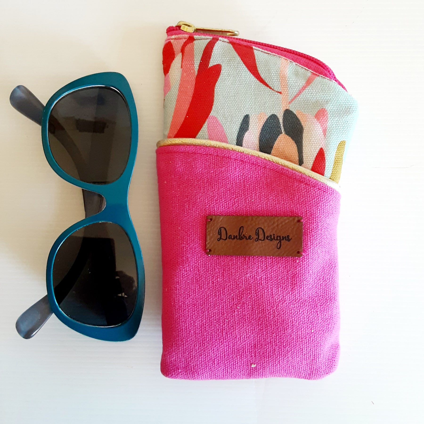 Handmade Padded Sunglass Case, Zippered Eyeglass Pouch, Aussie Floral print