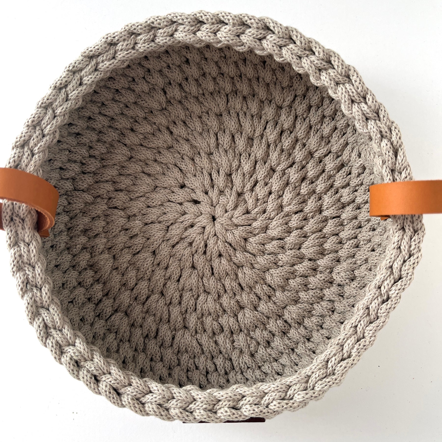 Crochet basket with handles - colour Pale Olive