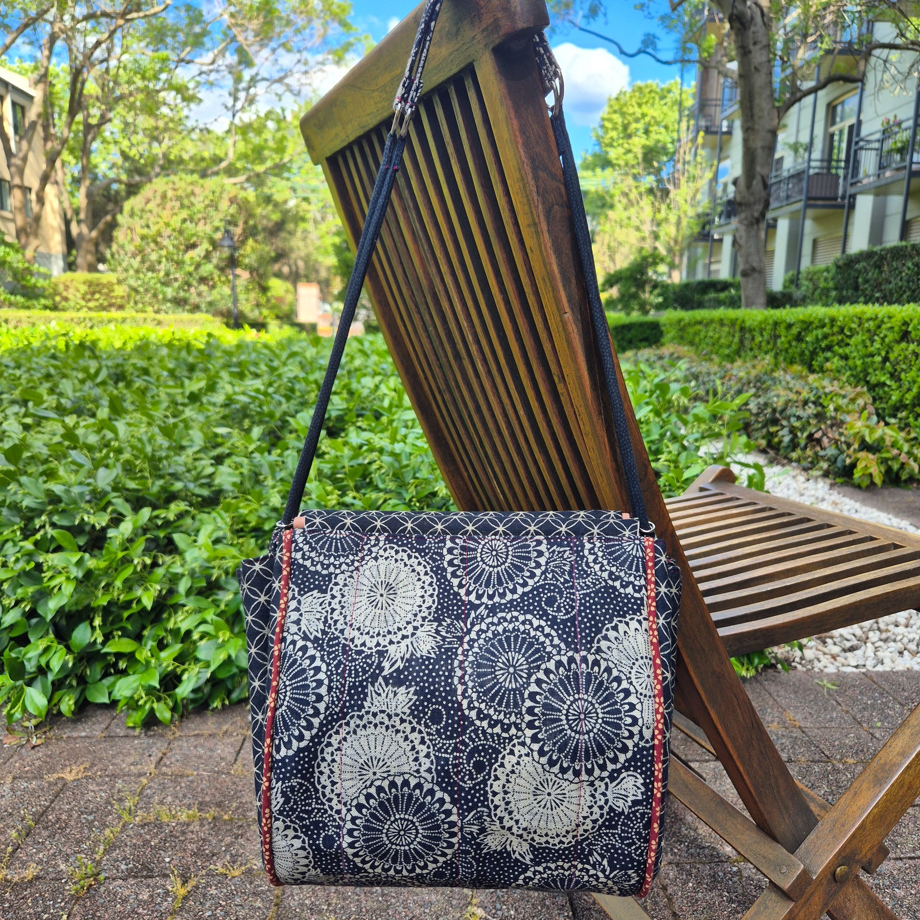 Large Knitting Project Bag – Convertible Shoulder Bag