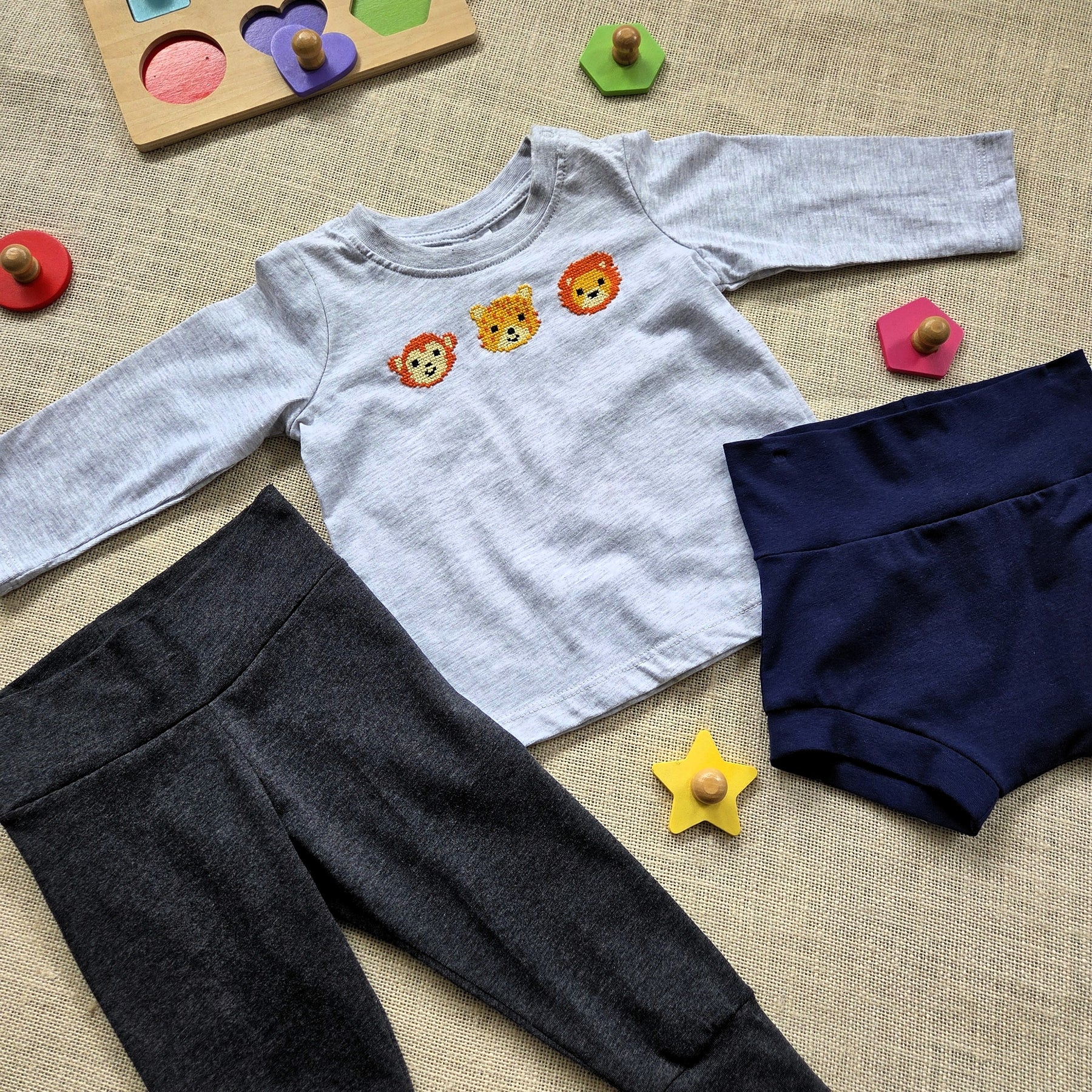 "Jungle Buddies" Long Sleeve Tee, Leggings & Bummies (6-12 Mths)