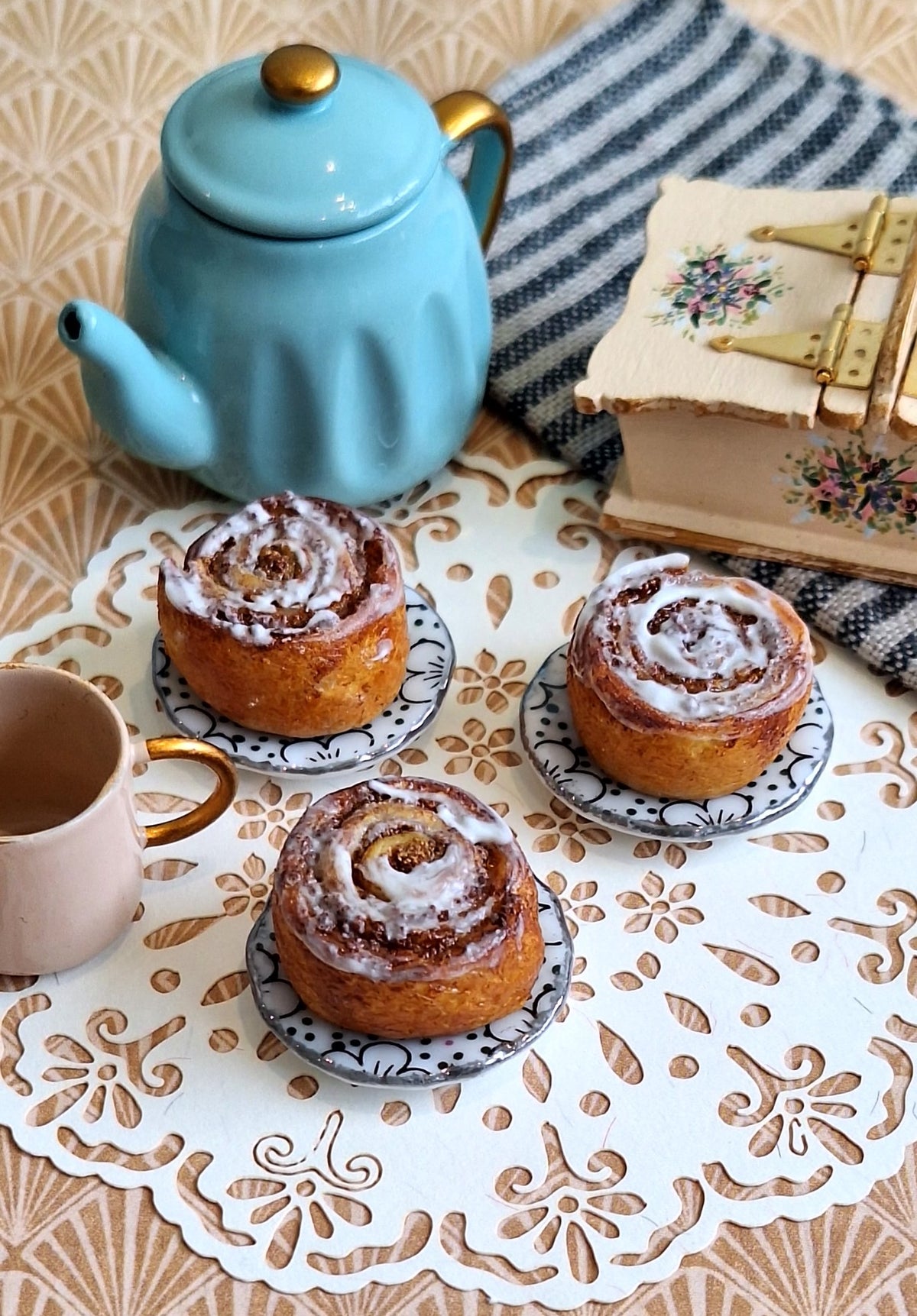 Cinnamon scroll