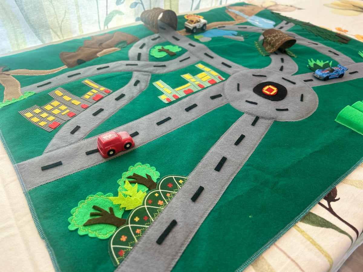 Children's Playmat City Escape B